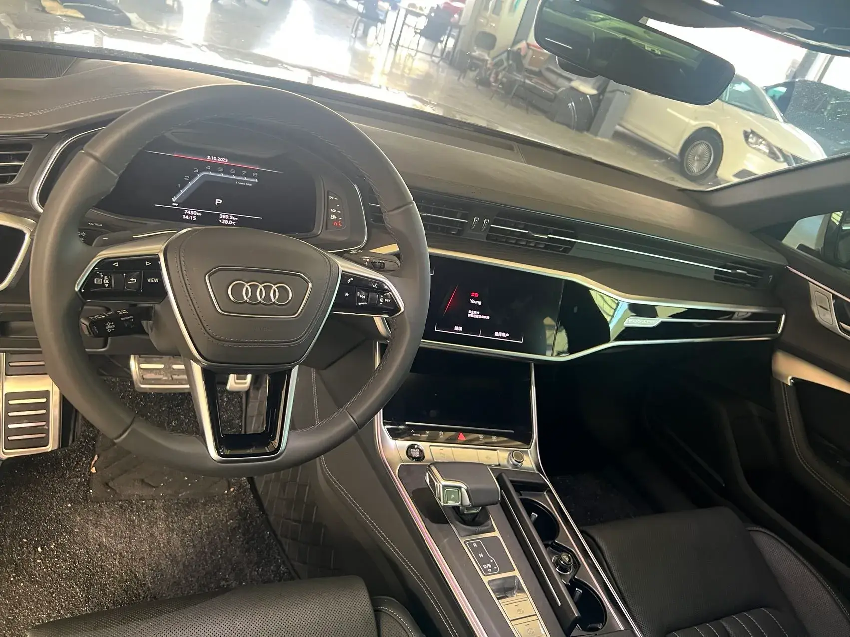 2025 AUDI A6L thumbnail 3