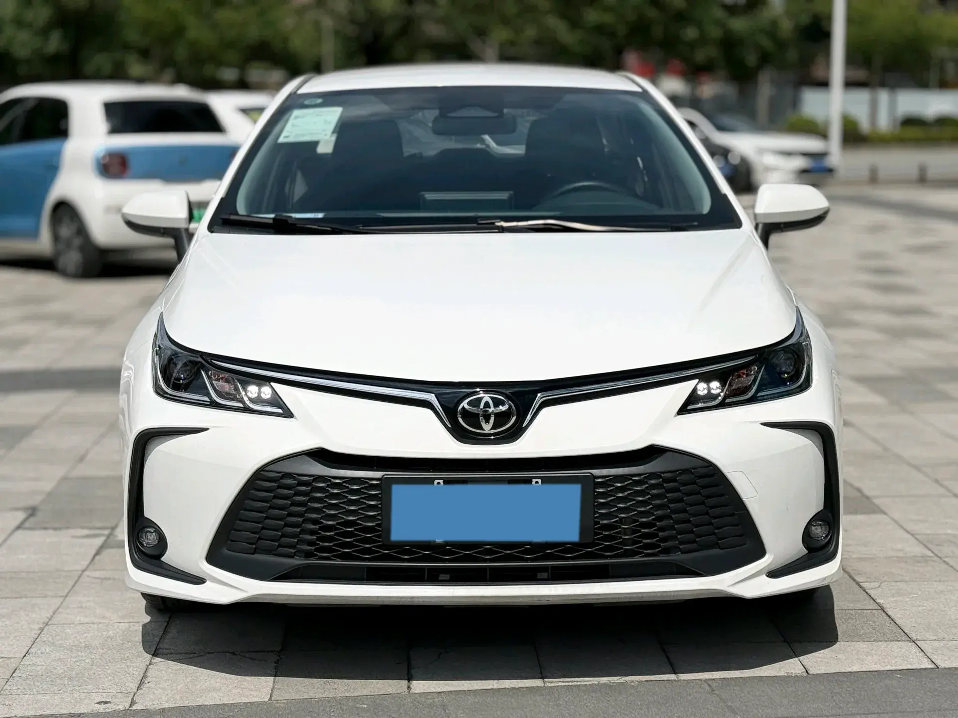 2024 TOYOTA COROLLA thumbnail 2