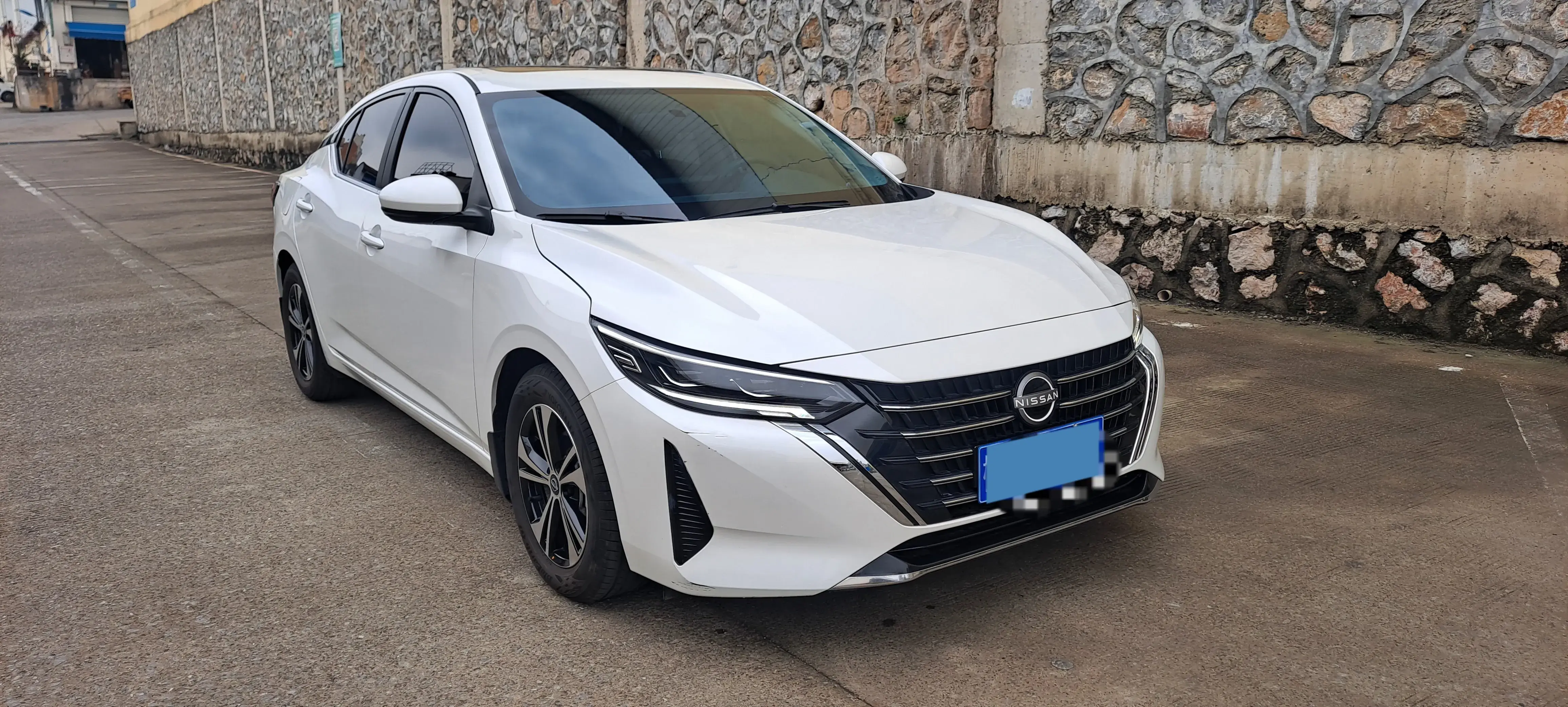 2023 NISSAN SYLPHY thumbnail 2