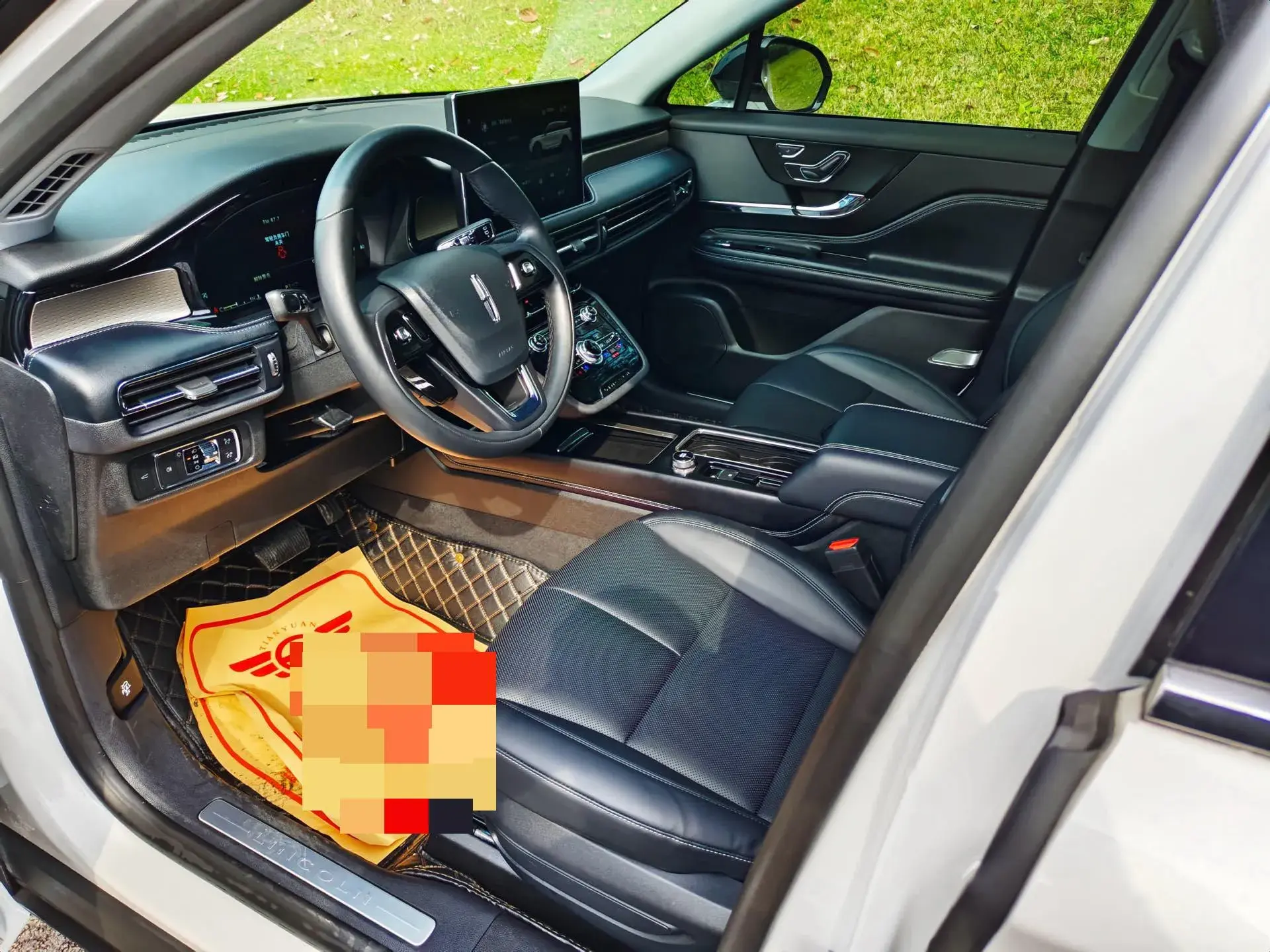 2020 LINCOLN CORSAIR thumbnail 2