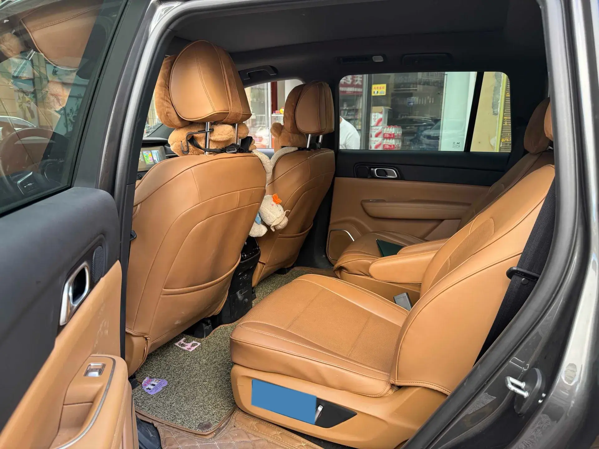 2021 LI ONE thumbnail 4