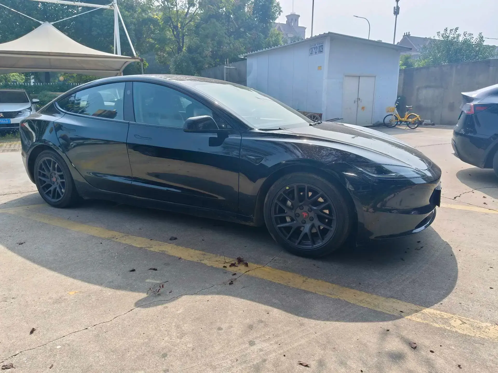 2023 TESLA MODEL thumbnail 3