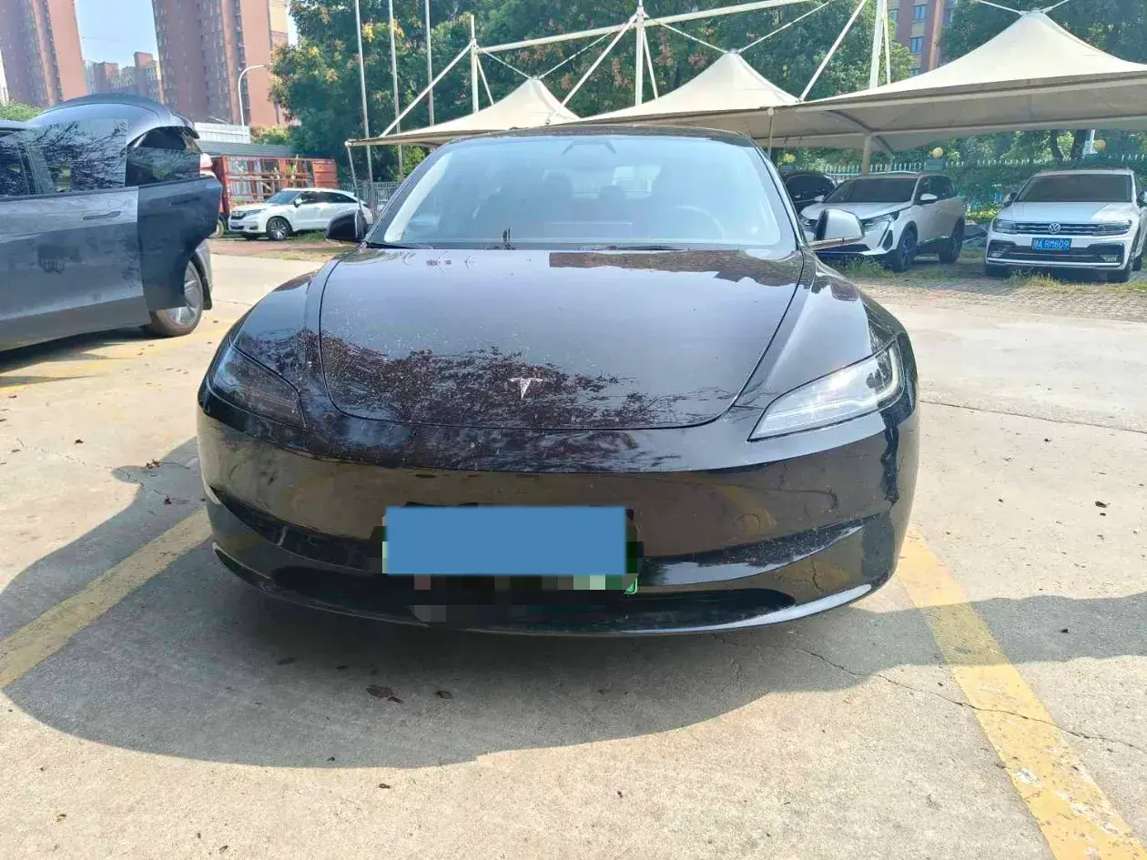 2023 TESLA MODEL thumbnail 2