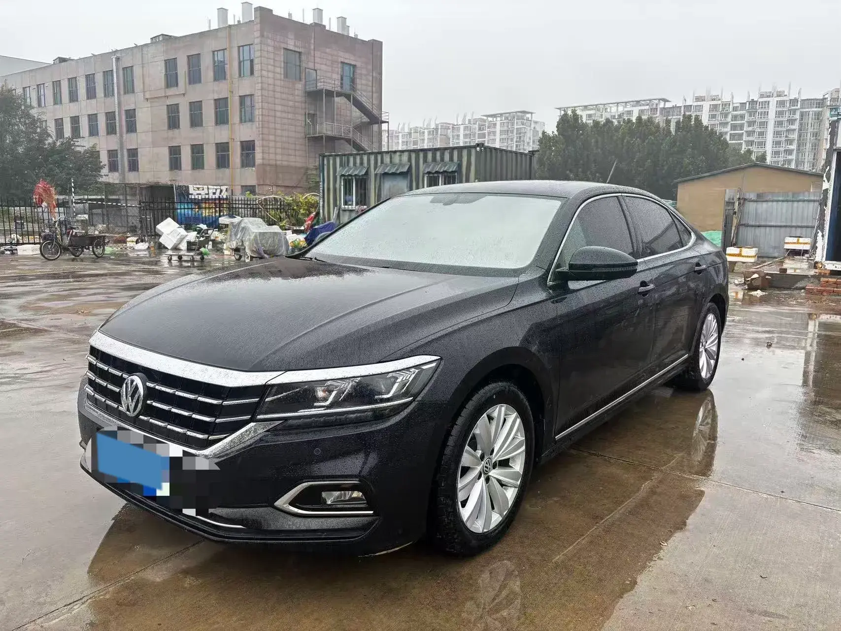 2019 VOLKSWAGEN PASSAT view 1