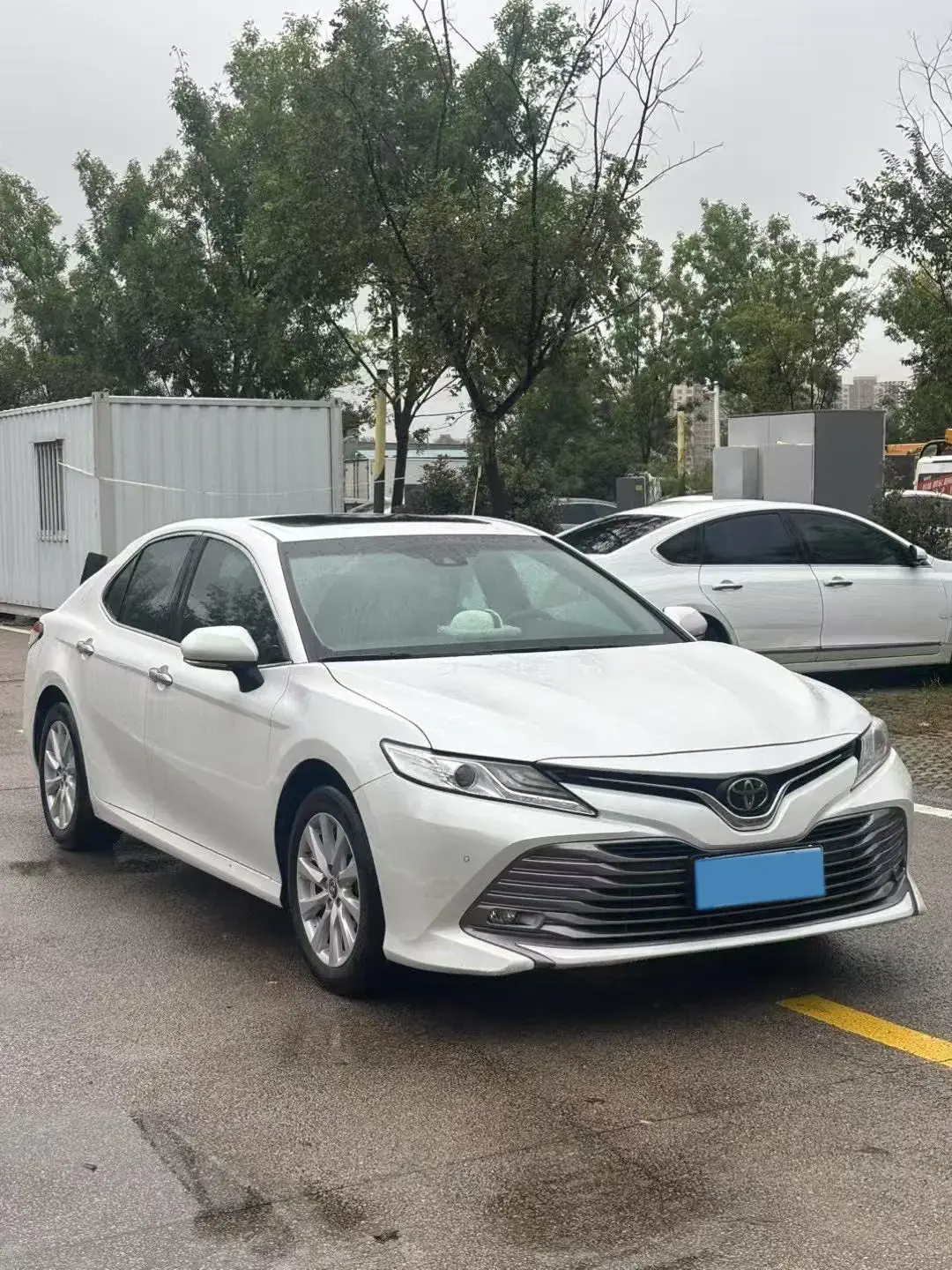 2021 TOYOTA CAMRY thumbnail 3