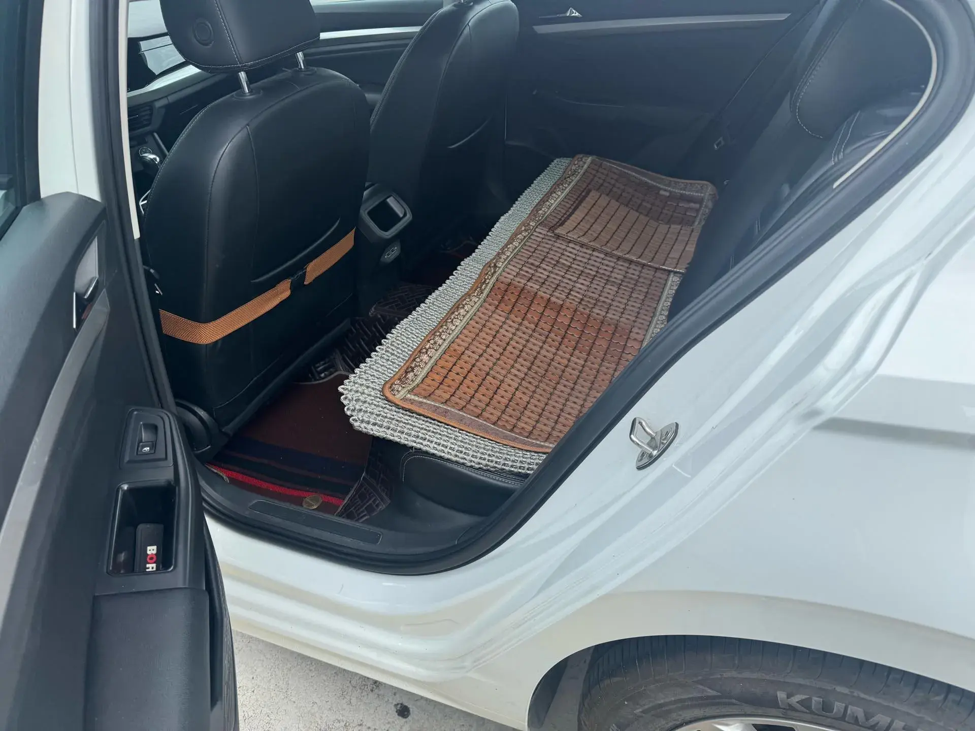 2021 VOLKSWAGEN BORA thumbnail 4