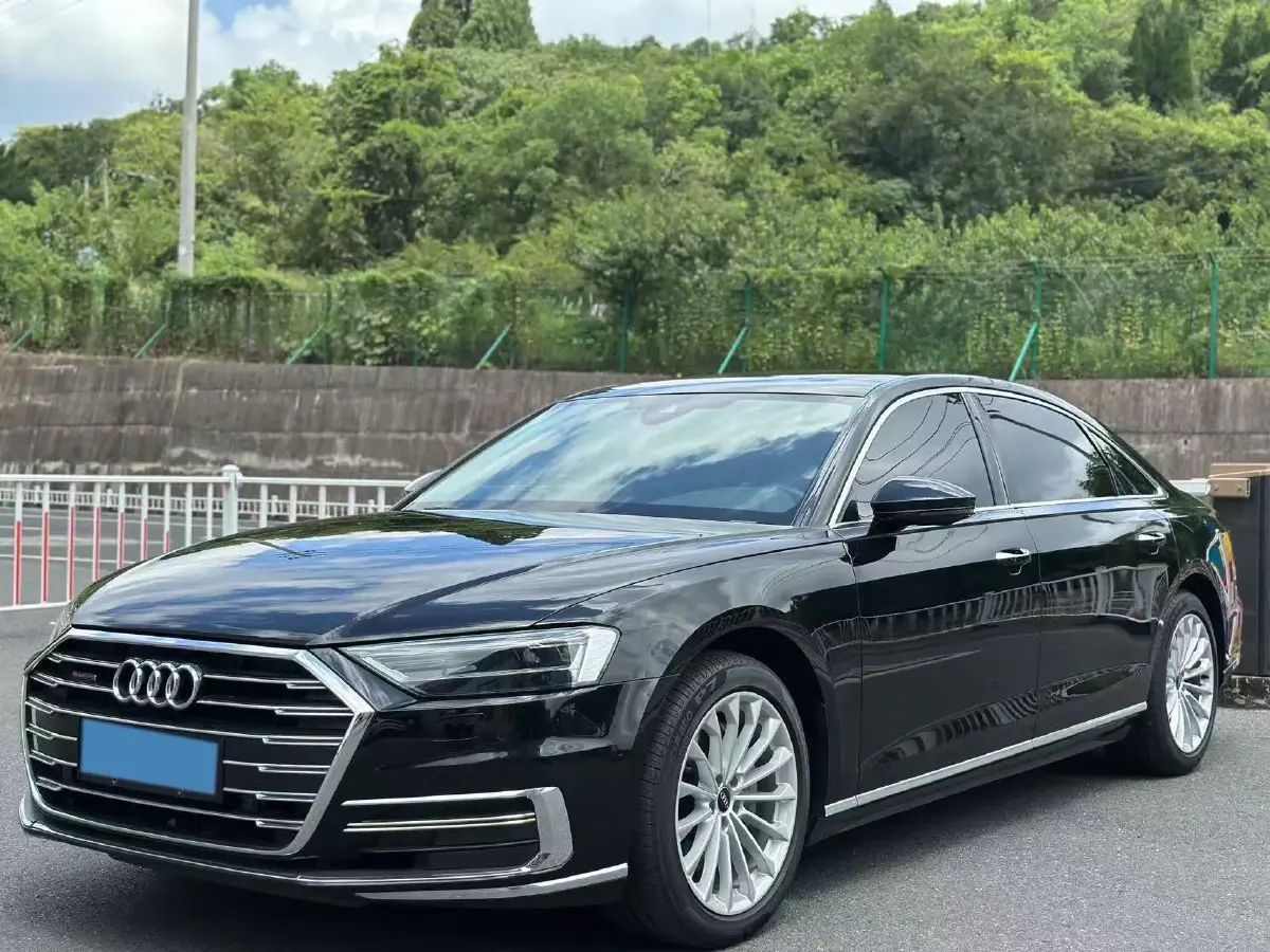 2021 Audi A8 3.0T 286HP V6 8AT