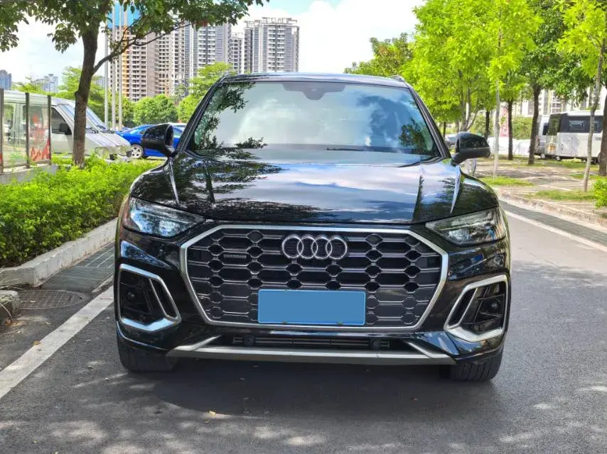 2022 AUDI Q5L thumbnail 4