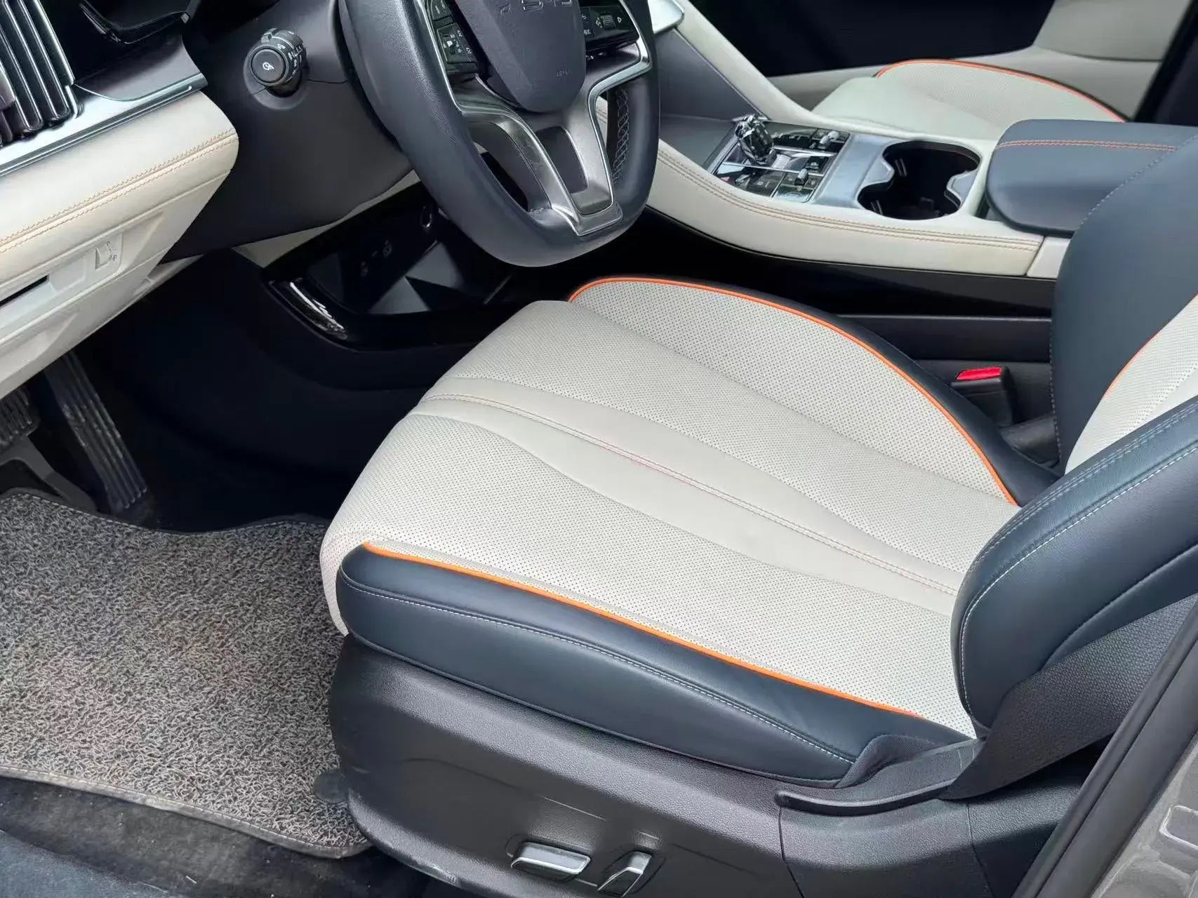 2024 BYD SONG thumbnail 4