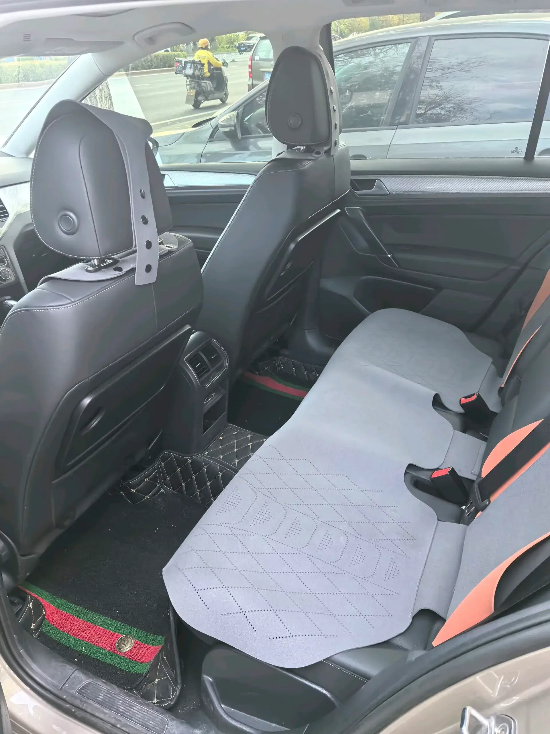 2019 VOLKSWAGEN GOLF thumbnail 4