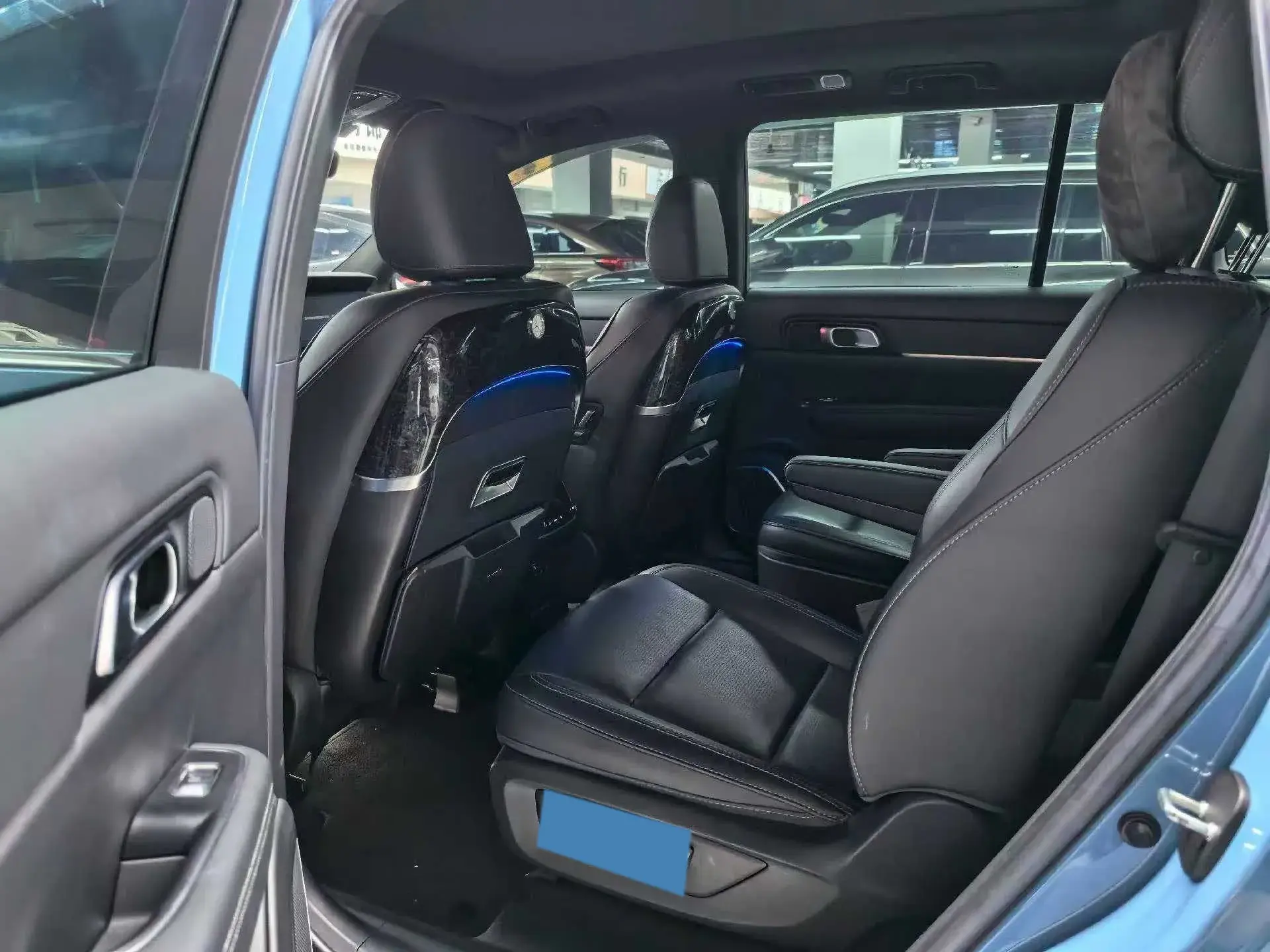 2021 LI ONE thumbnail 3