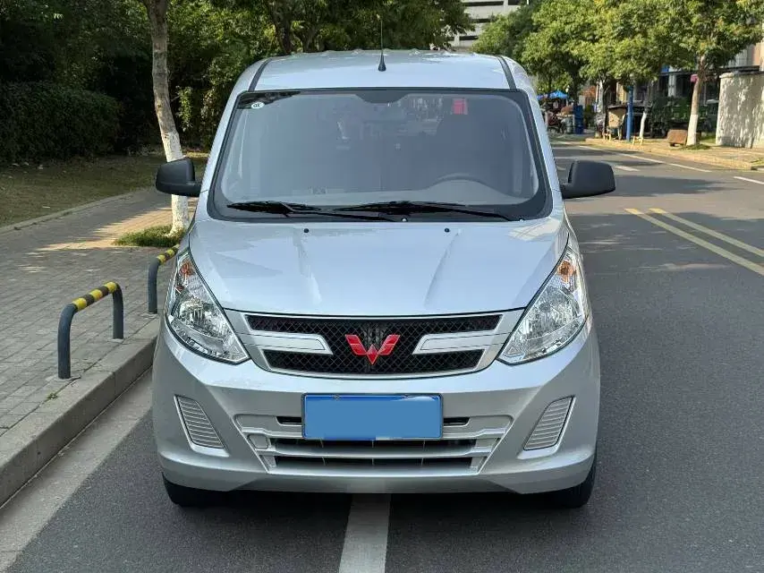 2019 WULING RONGGUANG thumbnail 2