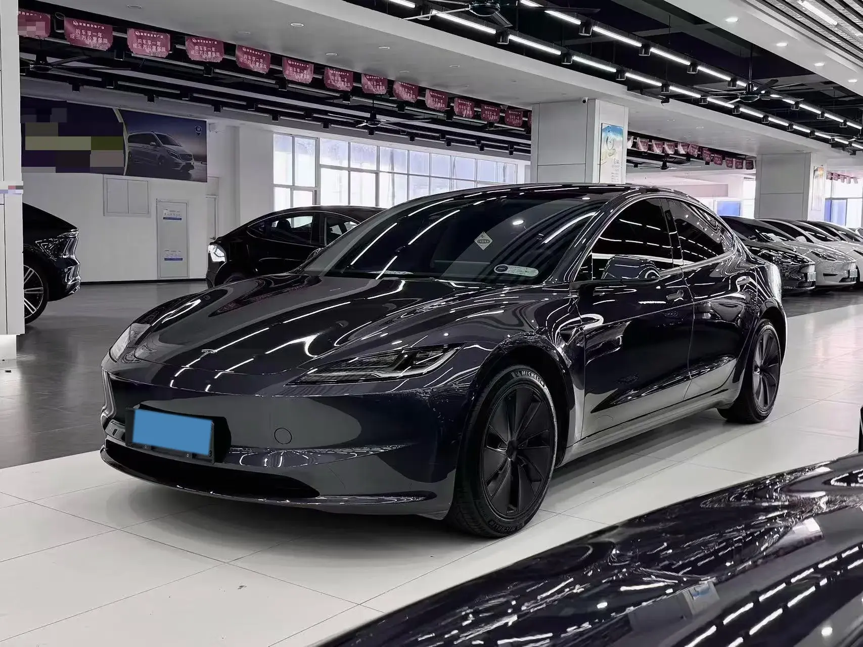2023 TESLA MODEL view 1