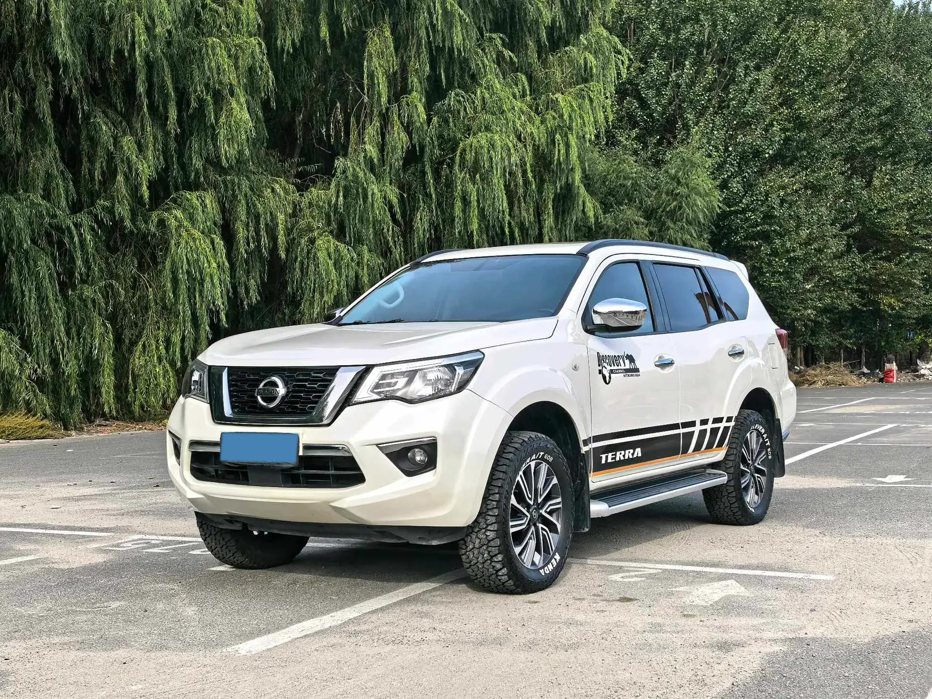 2020 NISSAN TERRA view 1