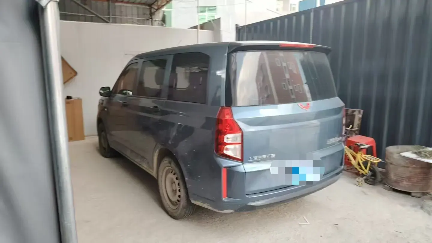 2019 WULING HONGGUANG thumbnail 2