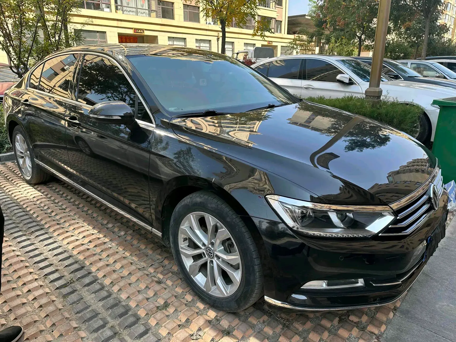 2019 VOLKSWAGEN MAGOTAN thumbnail 2