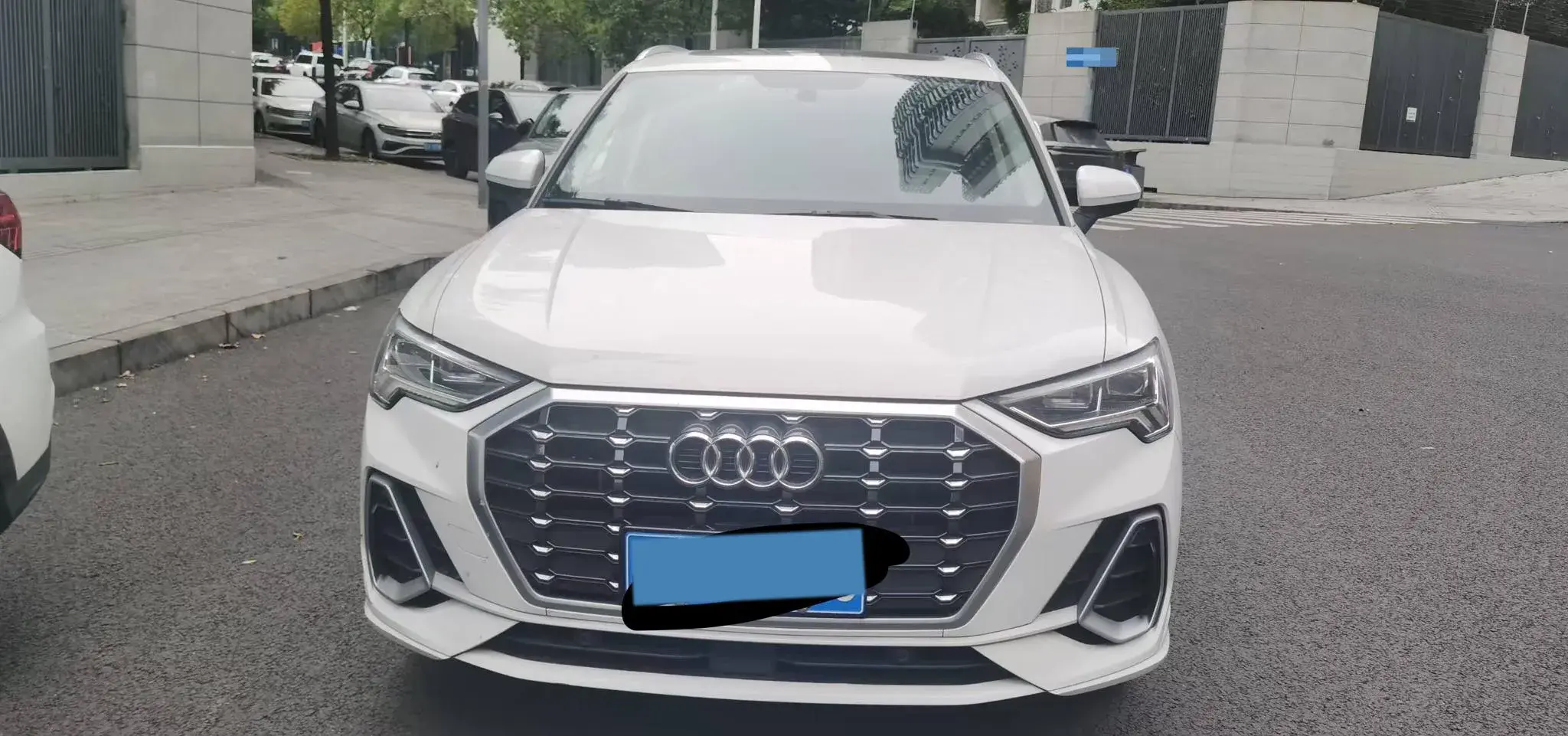2020 AUDI Q3 thumbnail 3