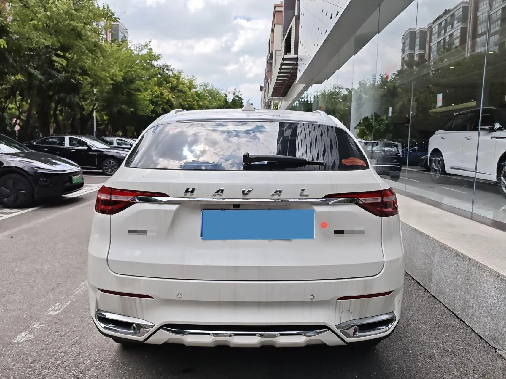 2019 HAVAL F7 thumbnail 4