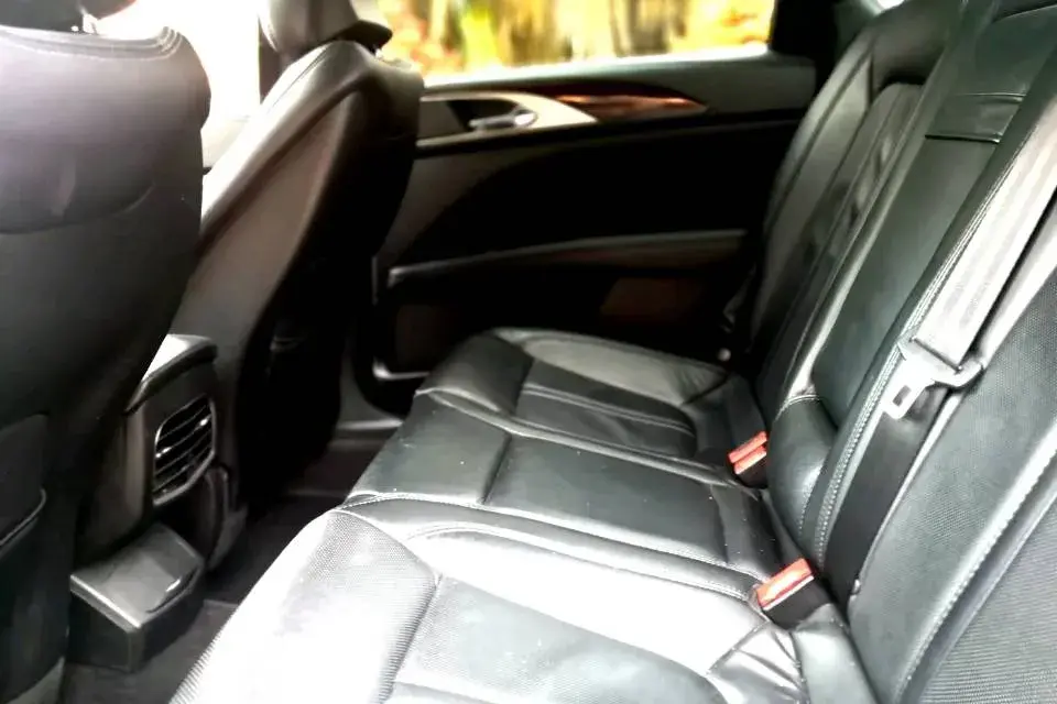 2019 LINCOLN MKZ thumbnail 3