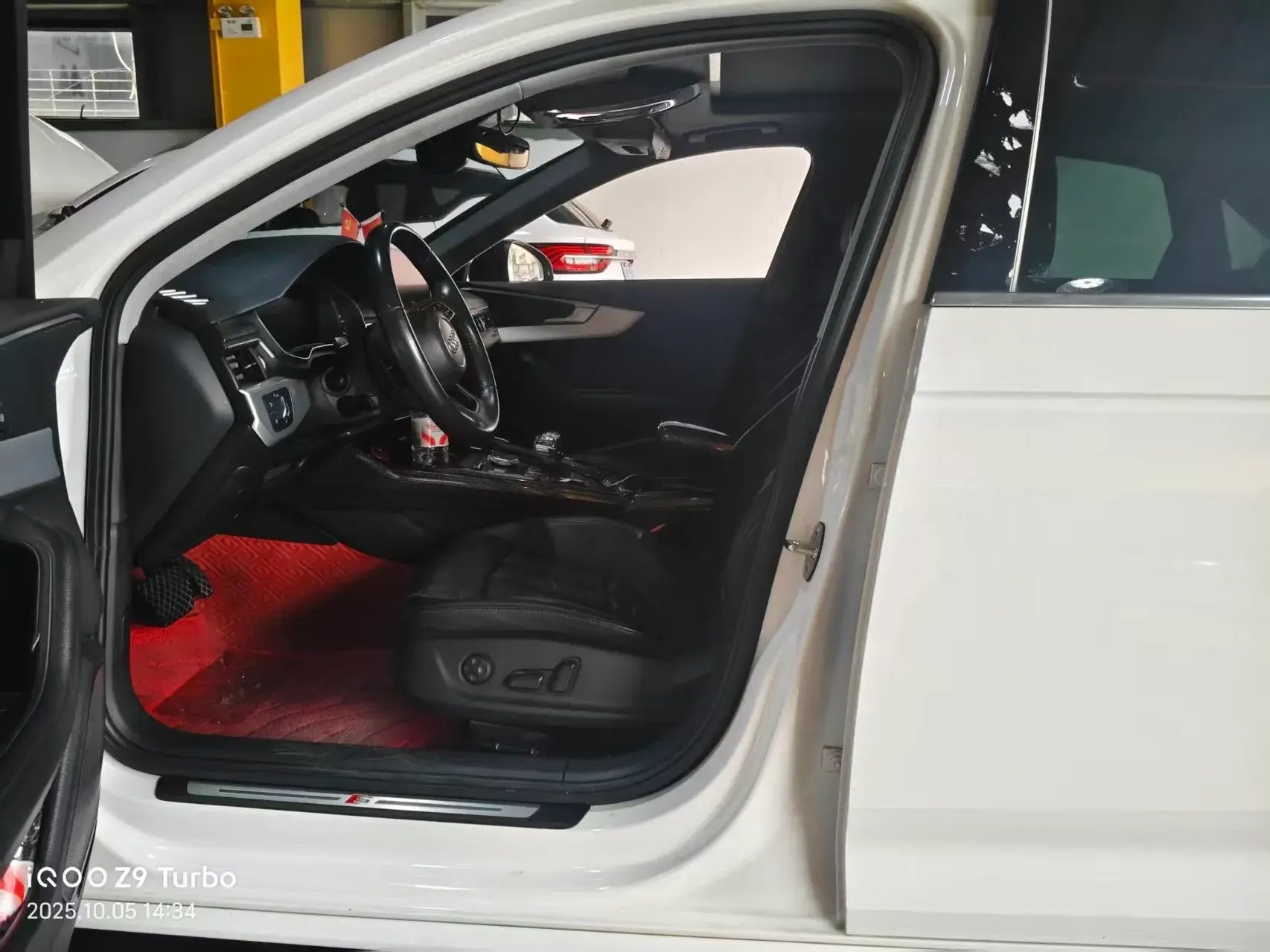 2019 AUDI A4L thumbnail 2