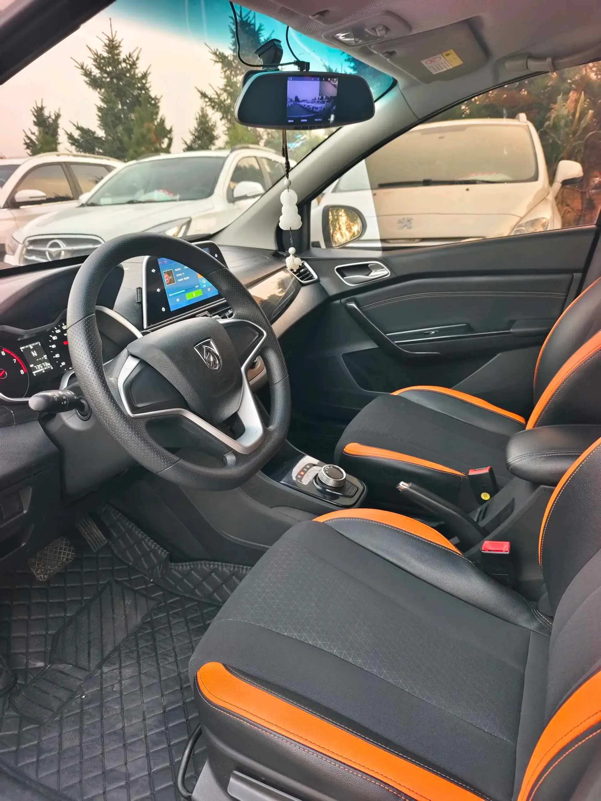 2017 BAOJUN 310 thumbnail 4