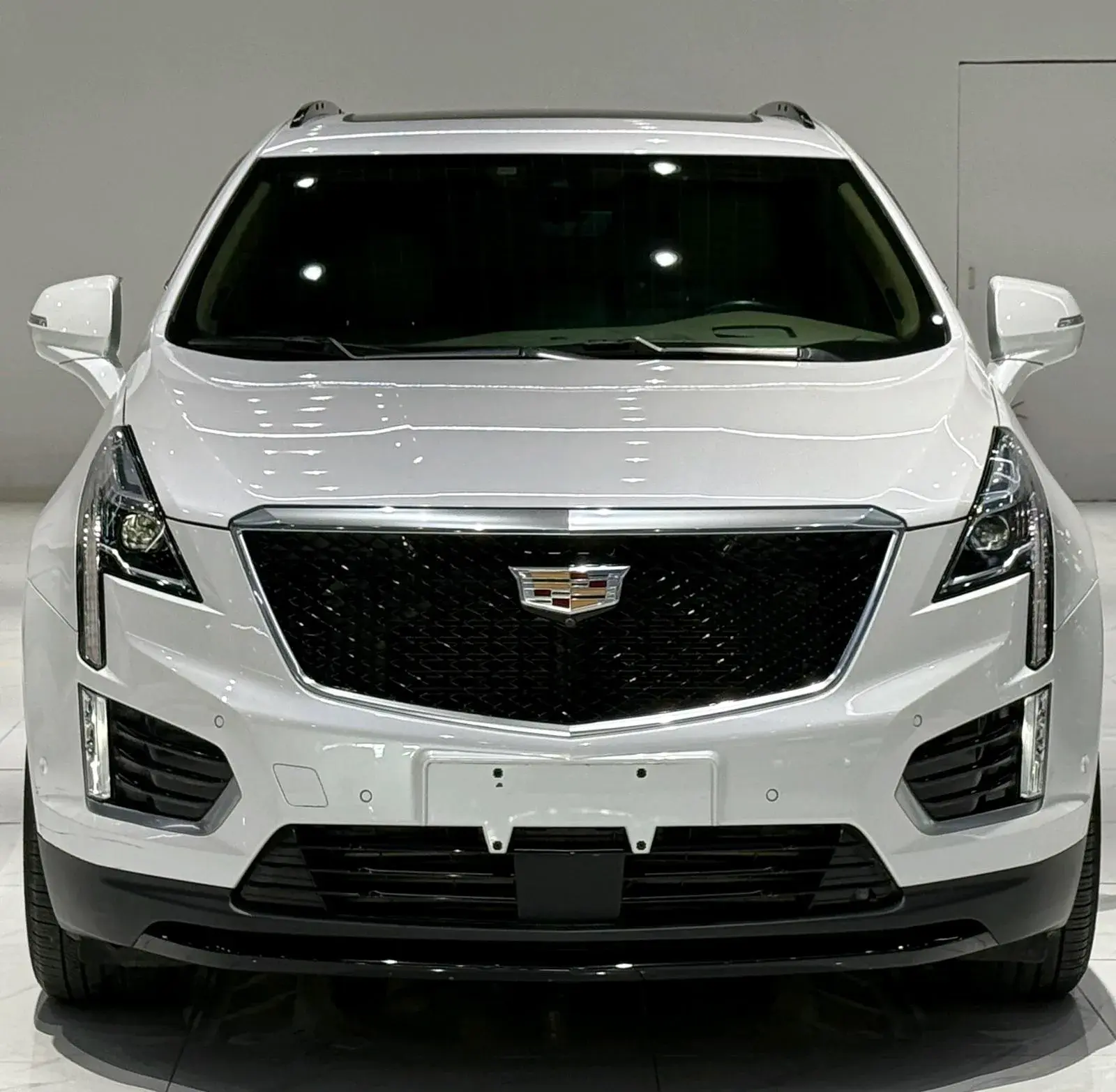 2021 CADILLAC XT5 thumbnail 2