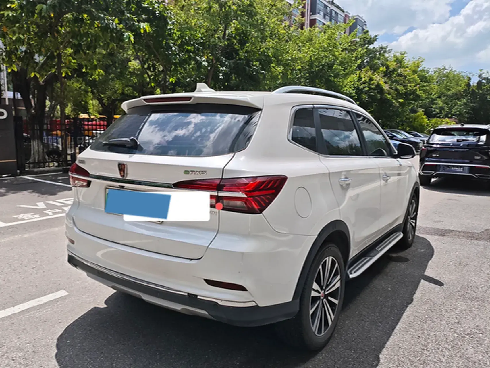 2017 ROEWE RX5 thumbnail 4