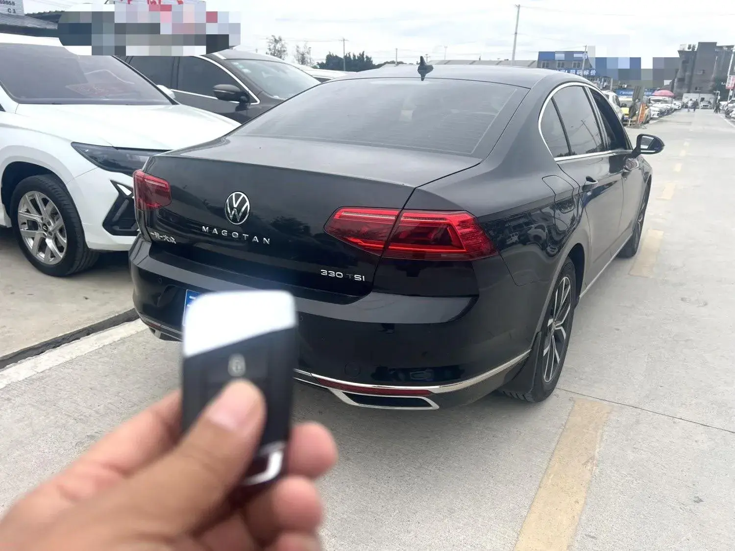 2020 VOLKSWAGEN MAGOTAN thumbnail 3