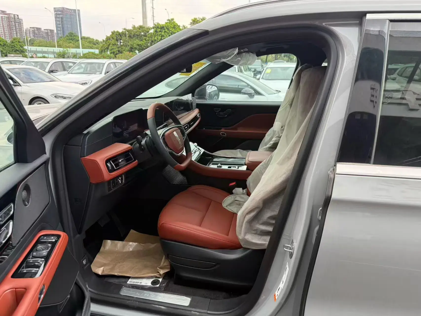 2024 LINCOLN AVIATOR thumbnail 3