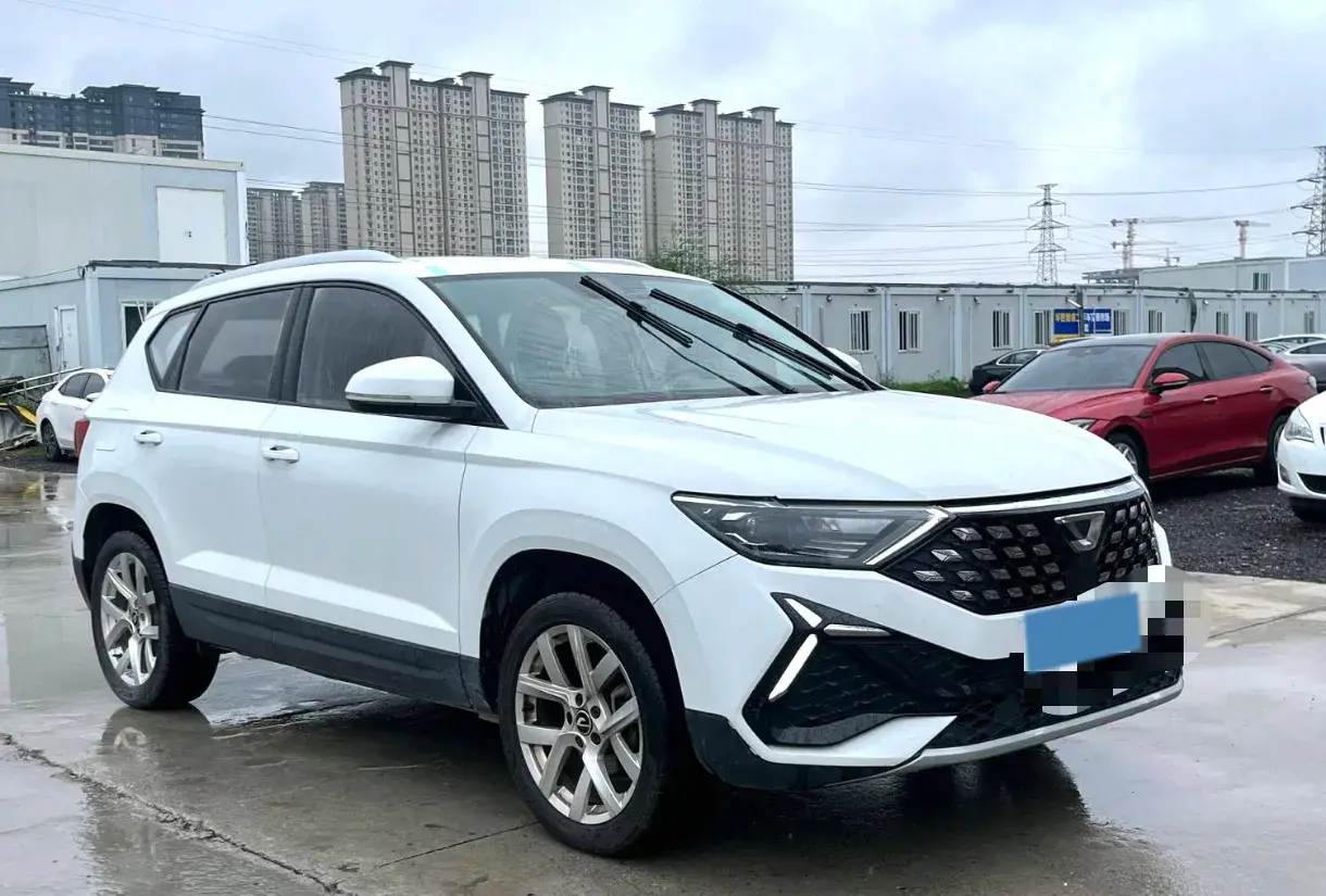 2023 JETTA VS5 thumbnail 3