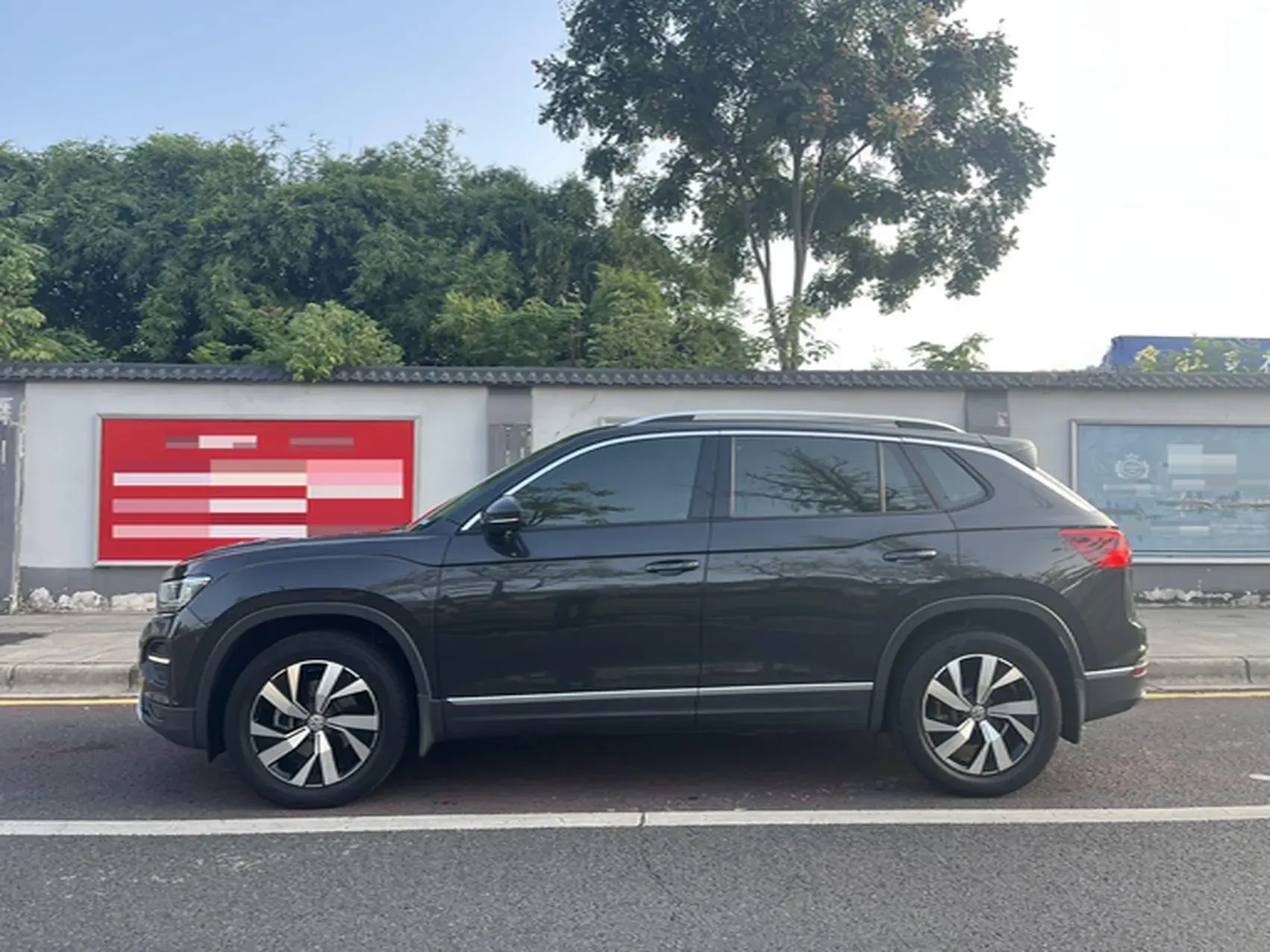 2019 VOLKSWAGEN TAYRON thumbnail 2