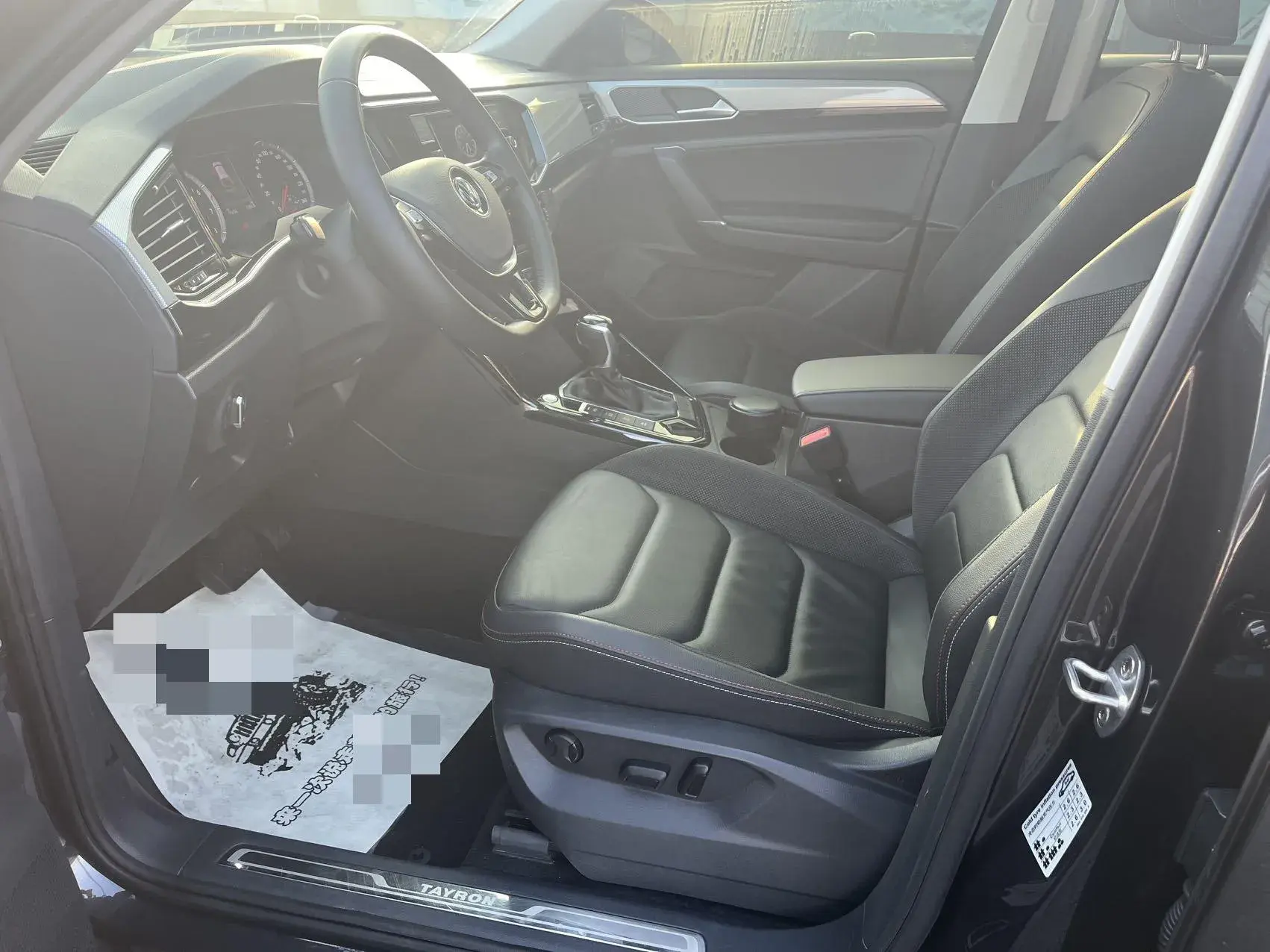 2019 VOLKSWAGEN TAYRON thumbnail 4