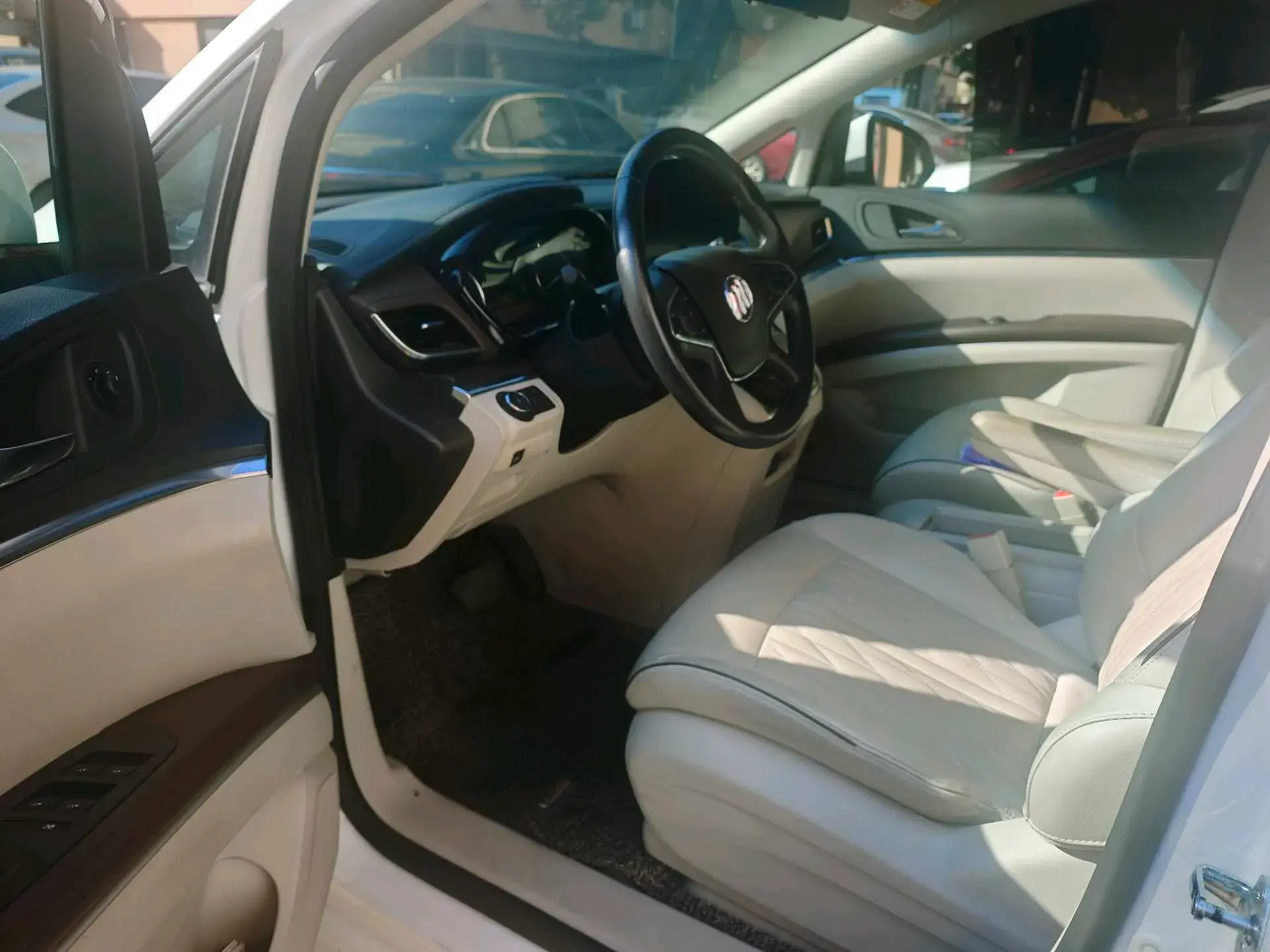 2021 BUICK GL8 thumbnail 4