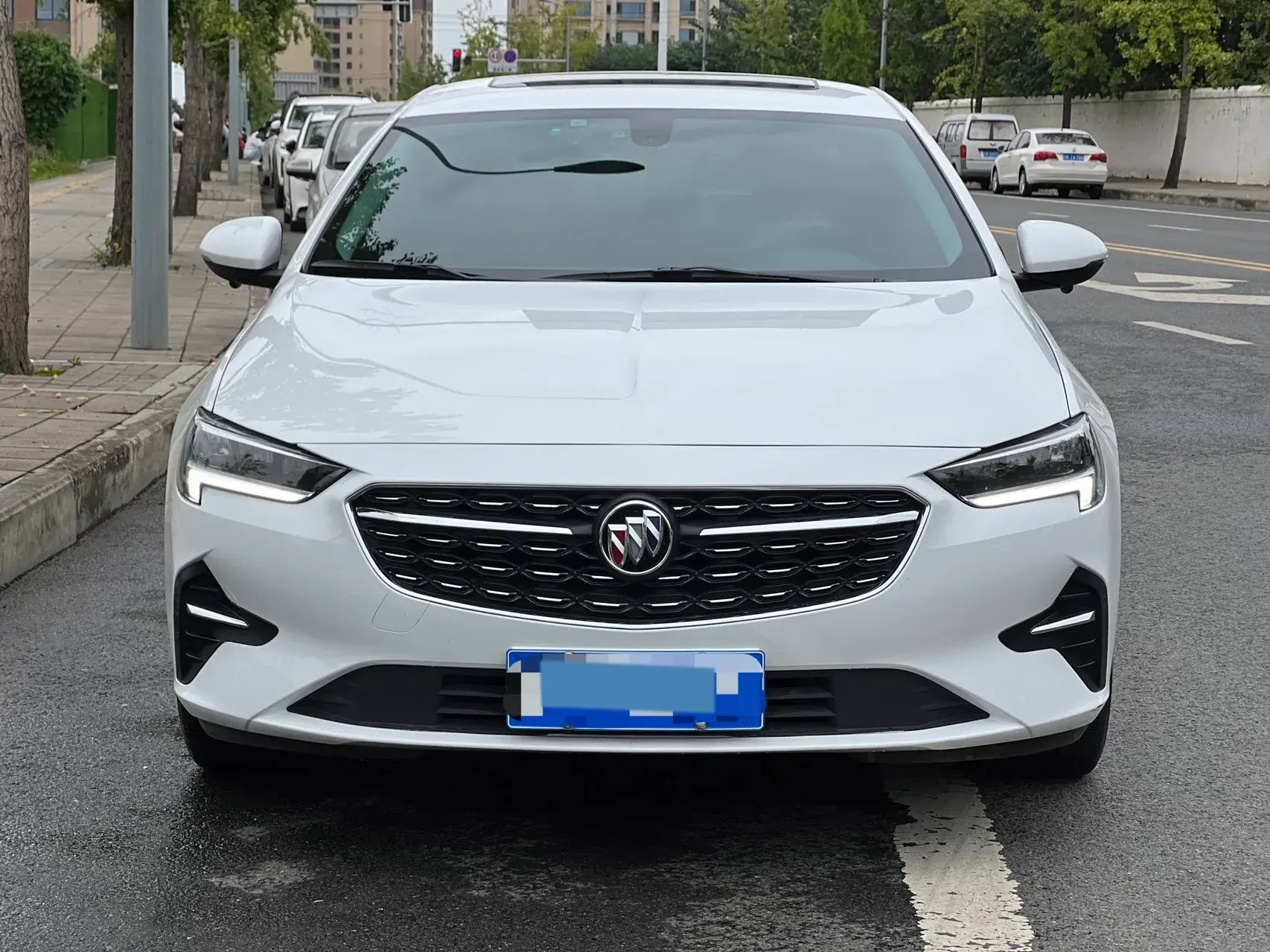 2020 BUICK REGAL thumbnail 2