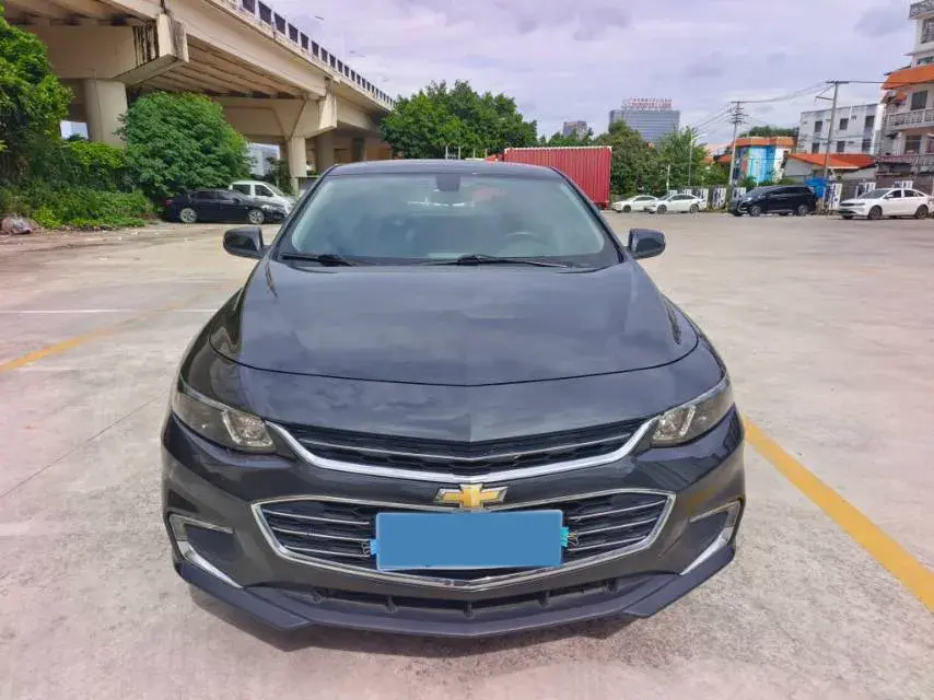 2018 CHEVROLET MALIBU thumbnail 2