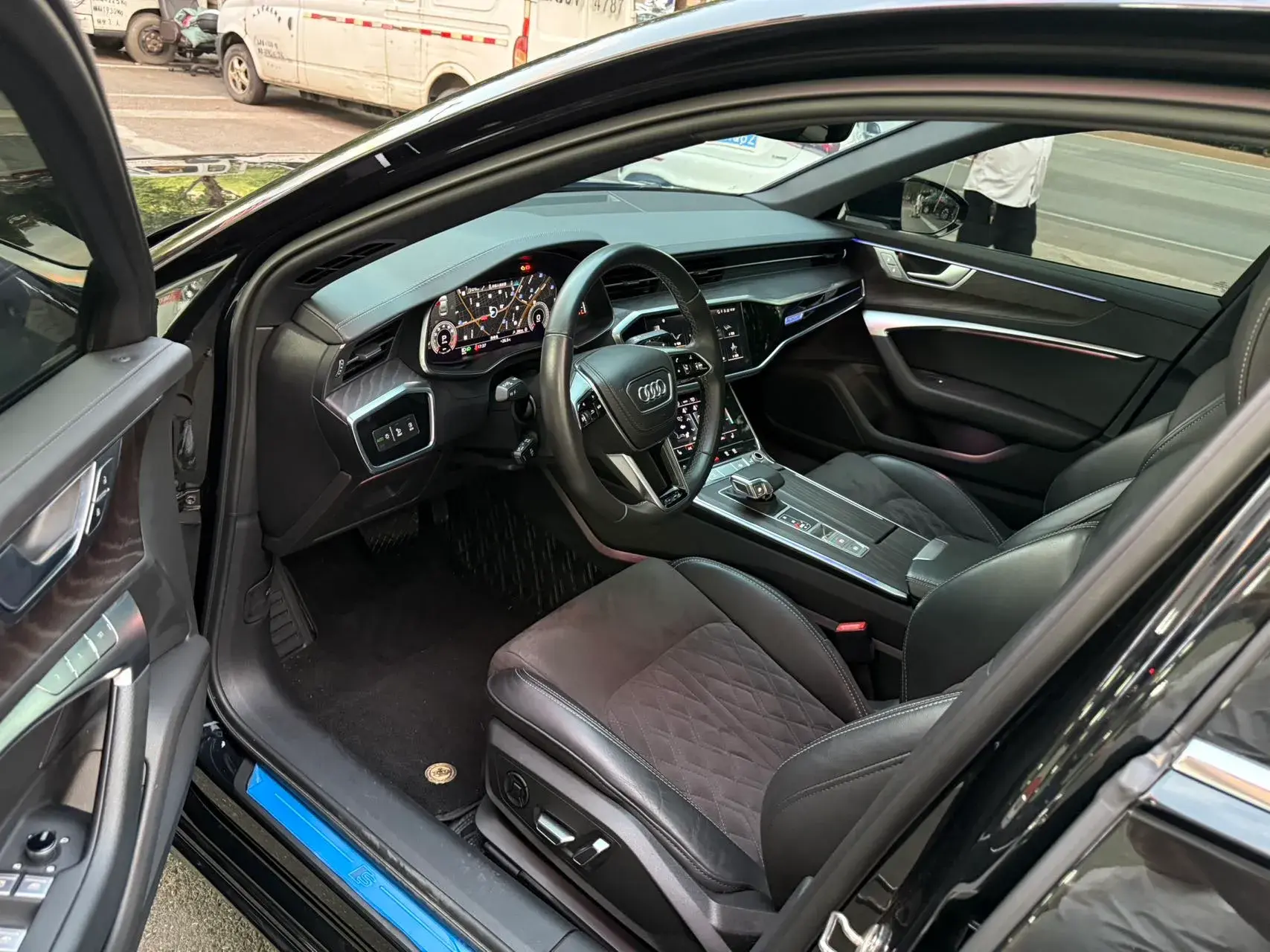 2023 AUDI A6L thumbnail 4