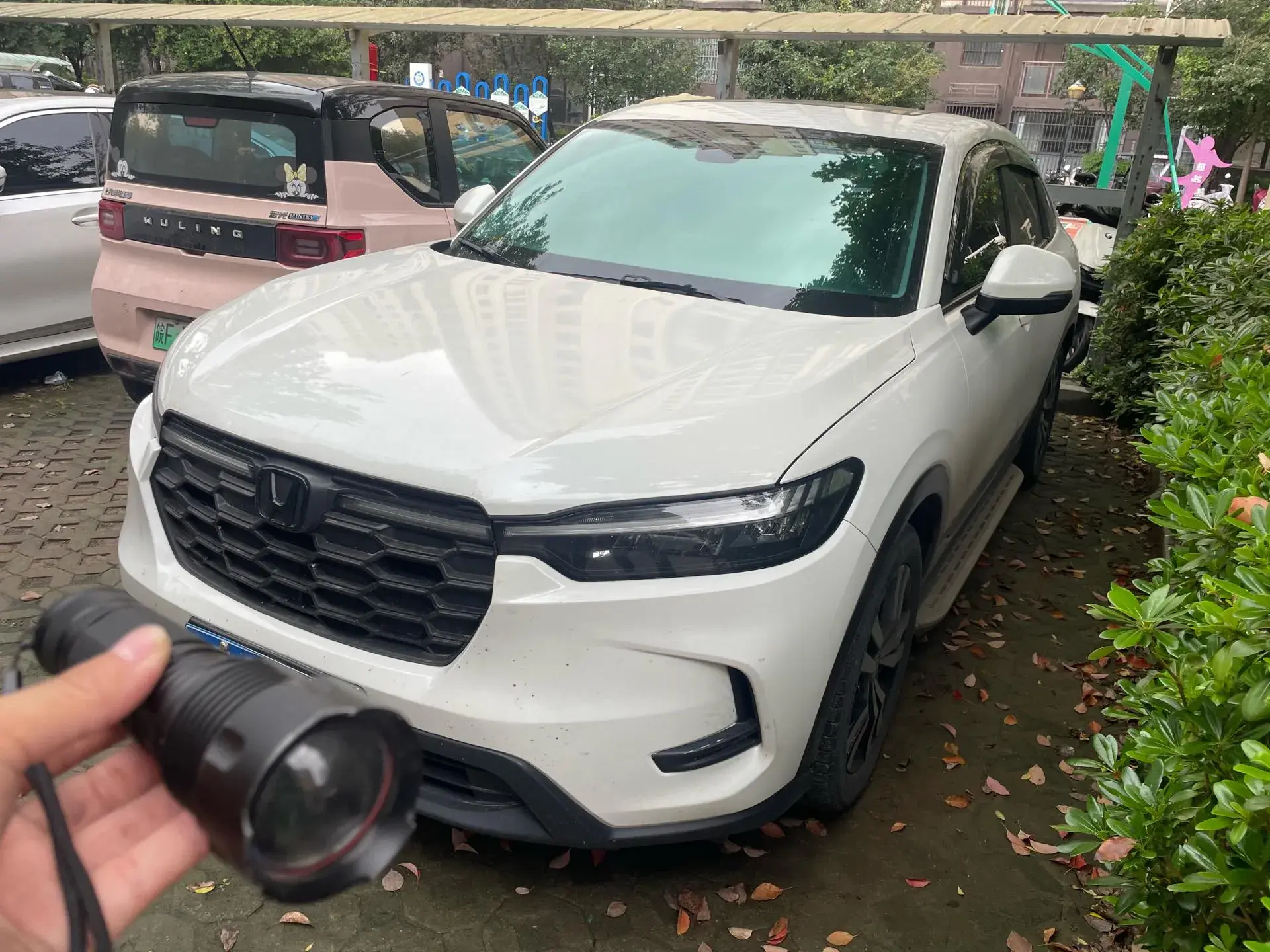 2023 HONDA HR-V view 1