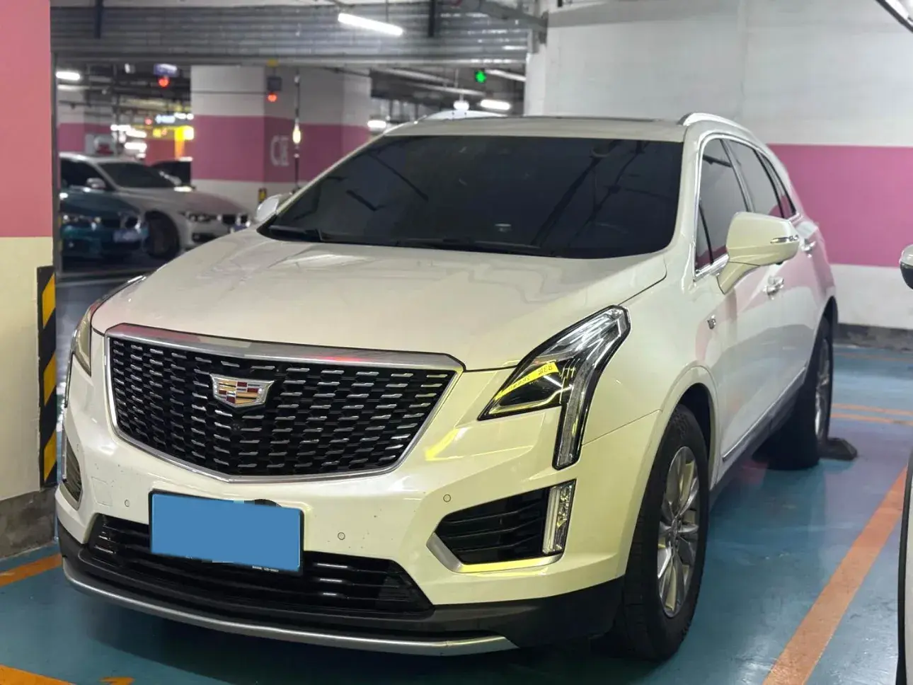 2020 CADILLAC XT5 view 1