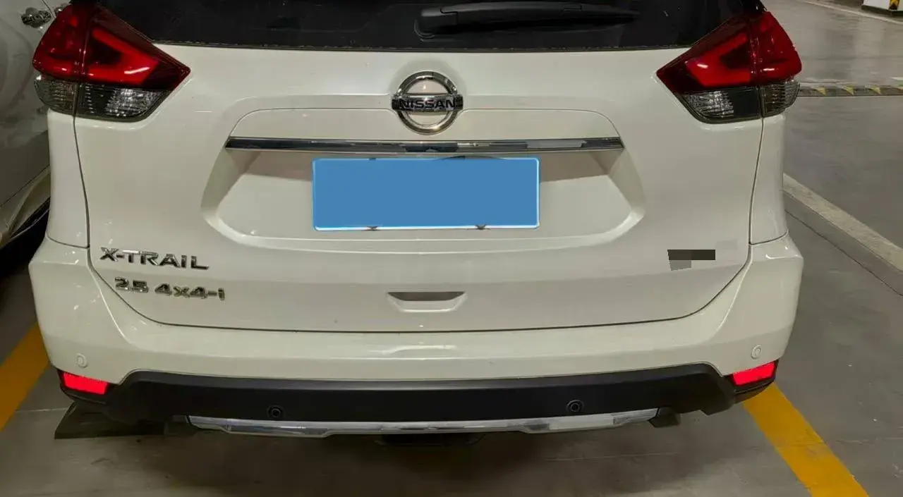 2021 NISSAN X-TRAIL thumbnail 3