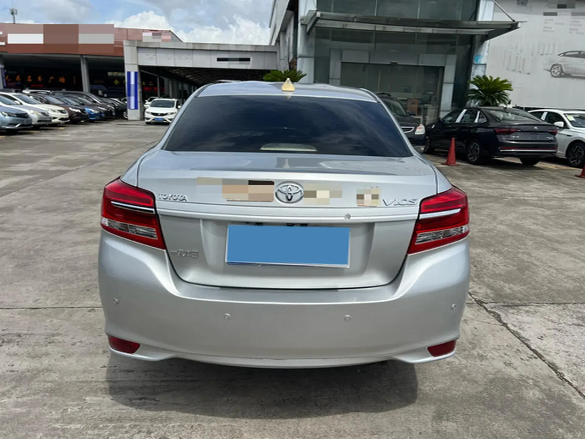 2017 TOYOTA VIOS thumbnail 3