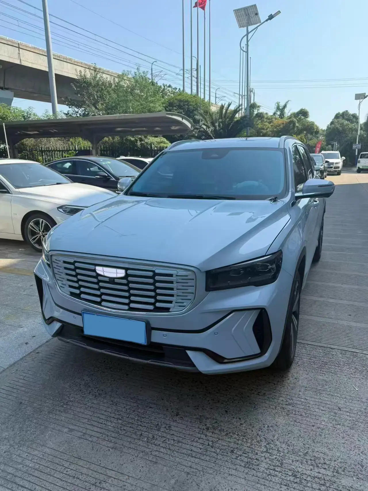 2022 GEELY MONJARO view 1