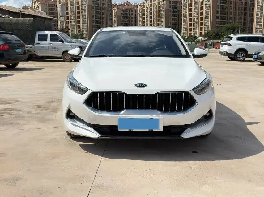 2019 KIA K3 thumbnail 2