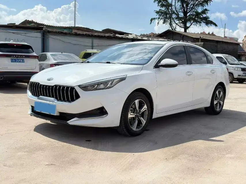 2019 KIA K3 view 1