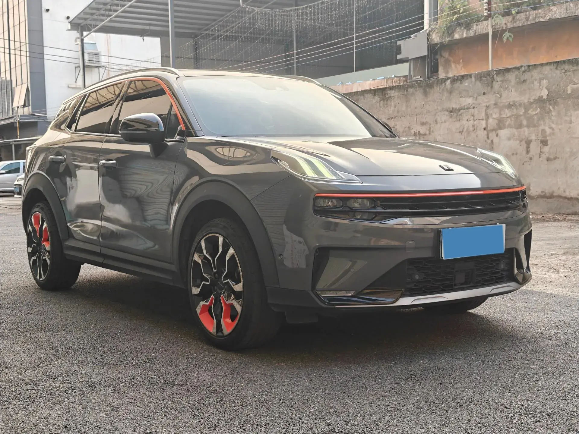 2020 LYNK&CO 06 thumbnail 3