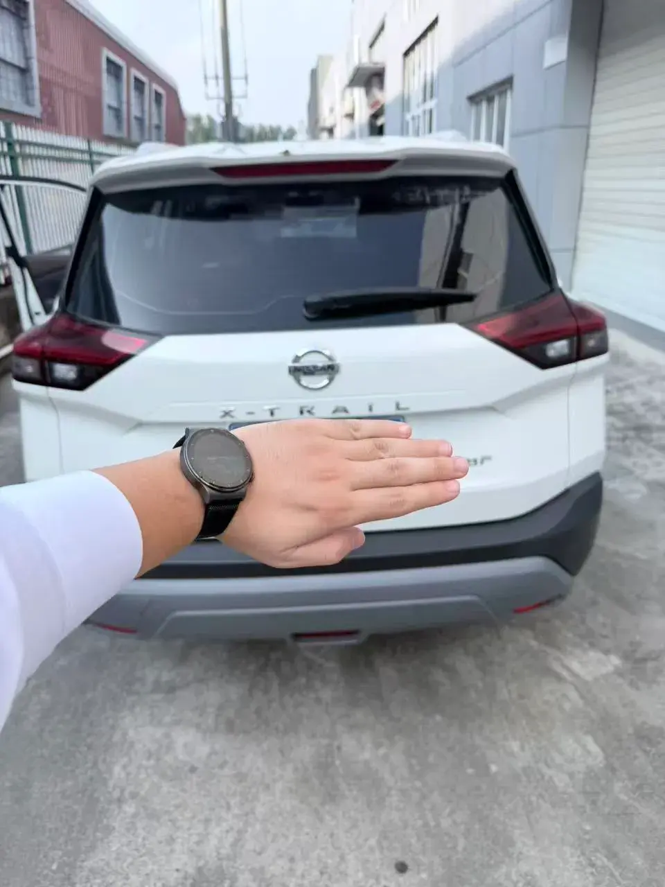 2022 NISSAN X-TRAIL thumbnail 4