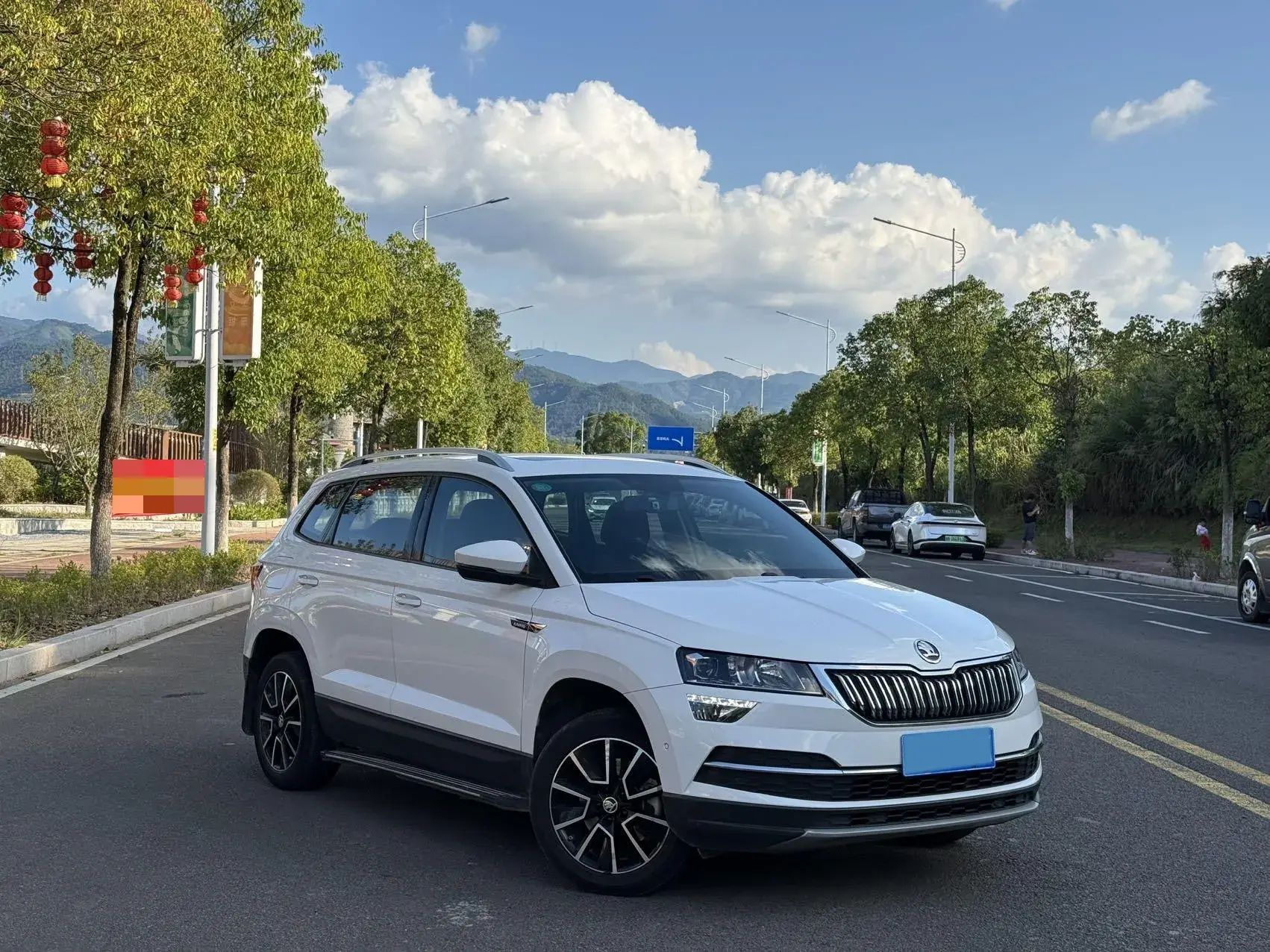 2019 SKODA KAROQ thumbnail 3