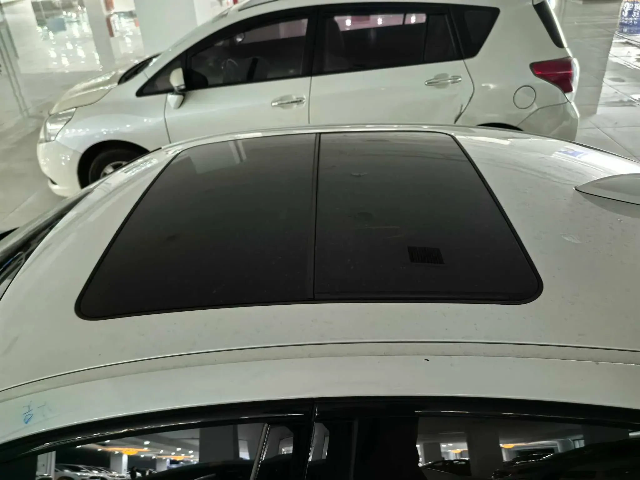 2021 BMW 1 thumbnail 3