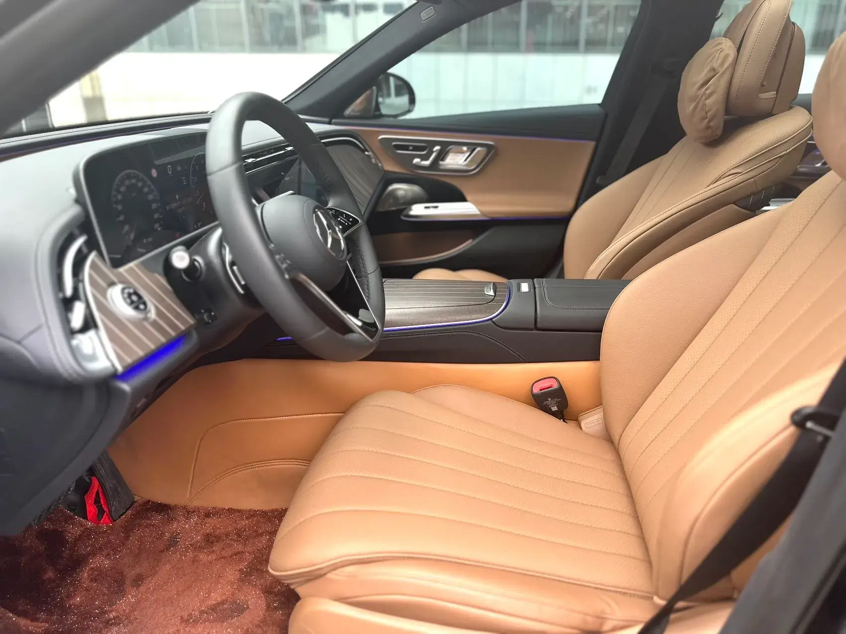 2024 MERCEDES-BENZ E thumbnail 4