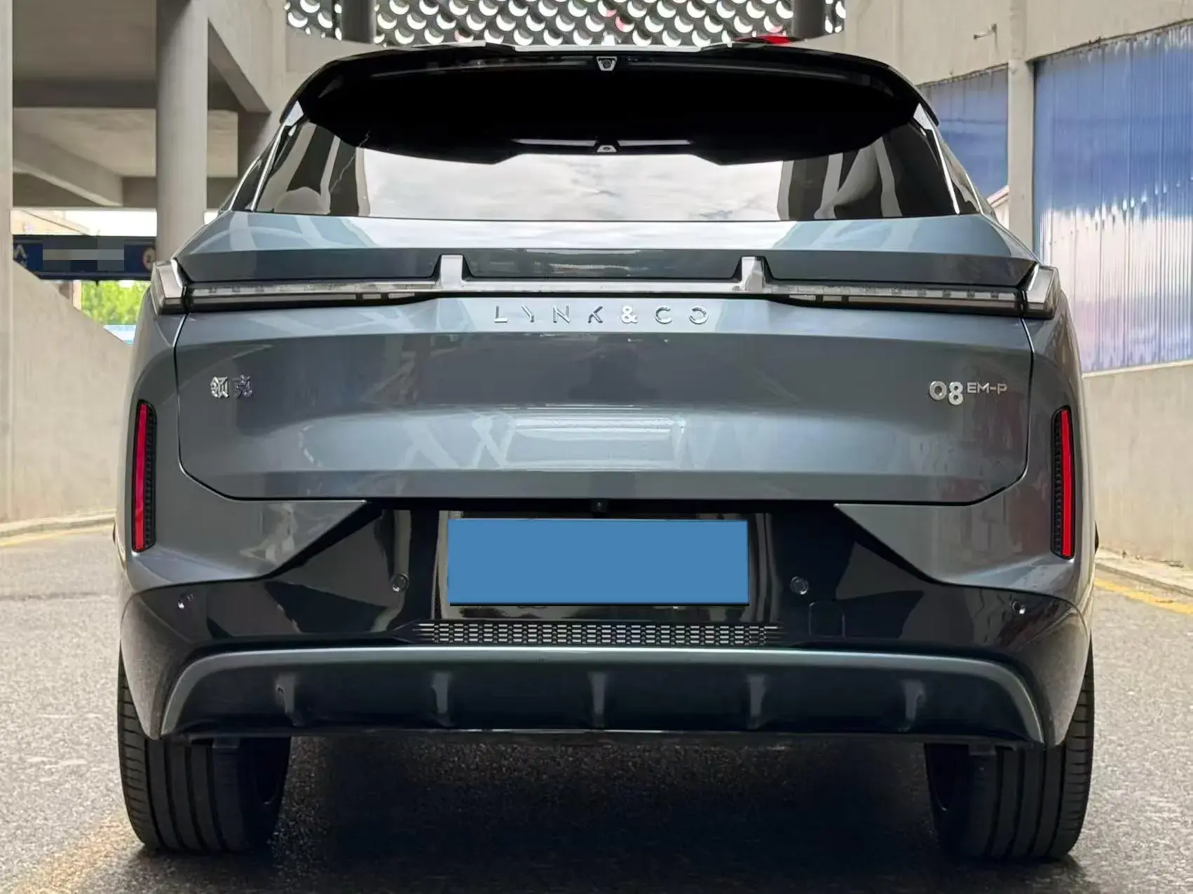 2025 LYNK&CO 08 thumbnail 4