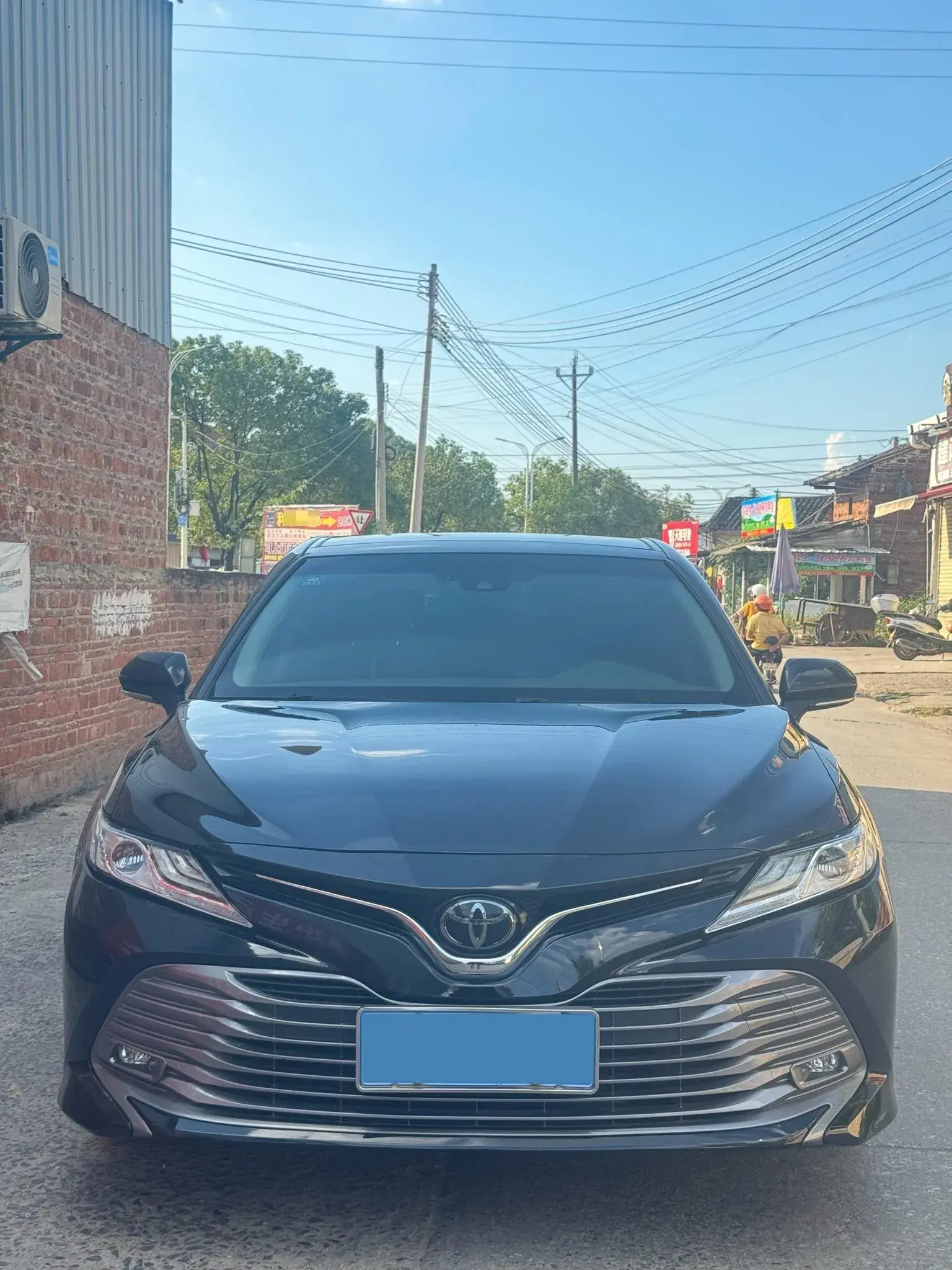 2019 TOYOTA CAMRY thumbnail 2